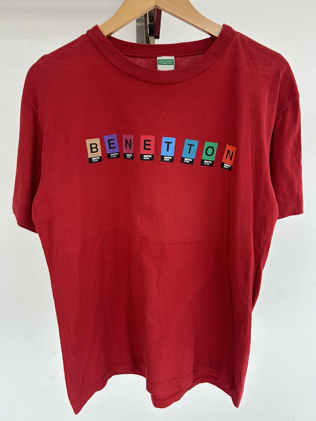 United Colors Of Benetton UCOB Periodic Table Red Tee Size US M / EU 48-50 / 2 - 1 Thumbnail