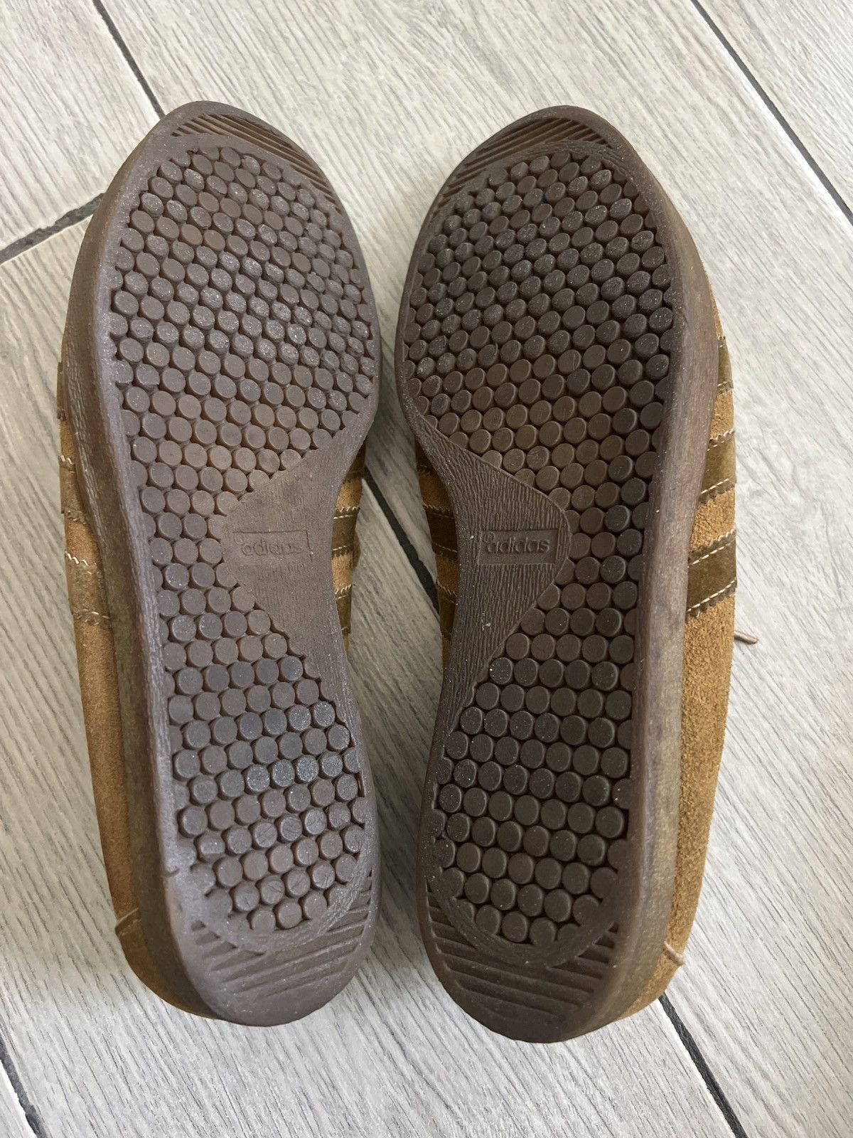 Adidas Tobacco 1970s Vintage