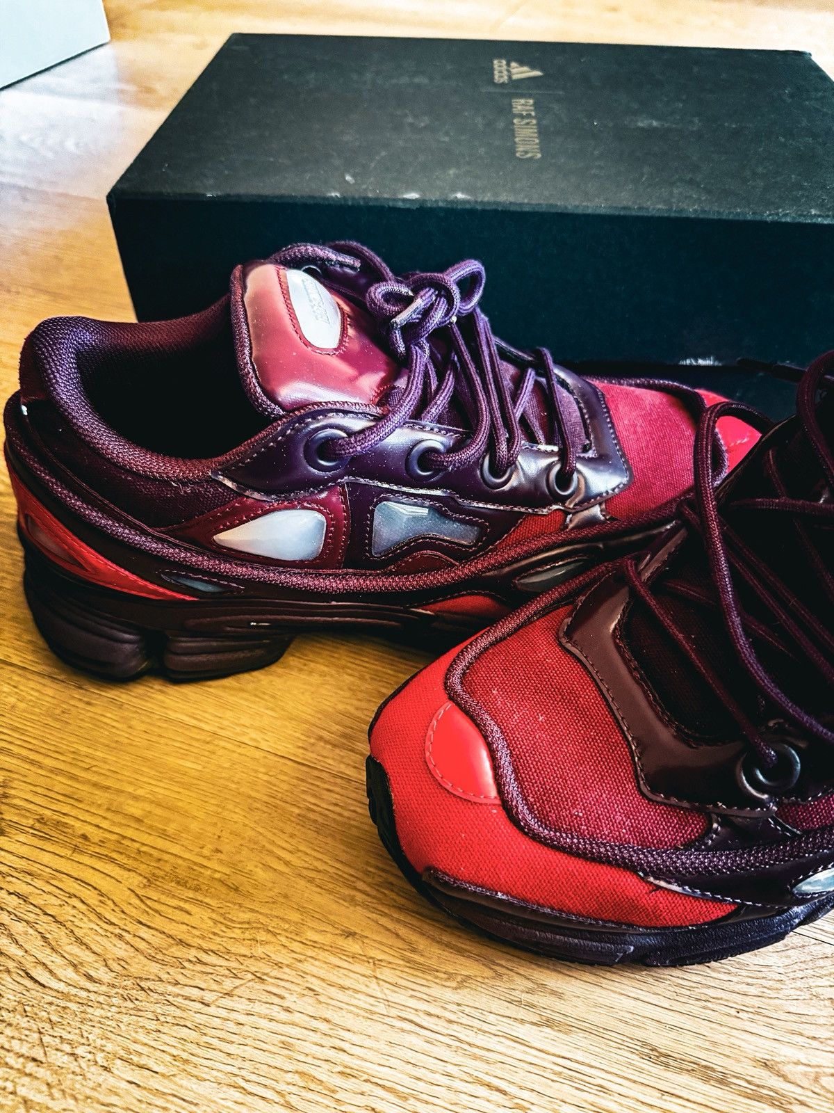 Raf Simons Raf Simons x adidas Ozweego III Burgundy Size US 8.5 / EU 41-42 - 5 Thumbnail
