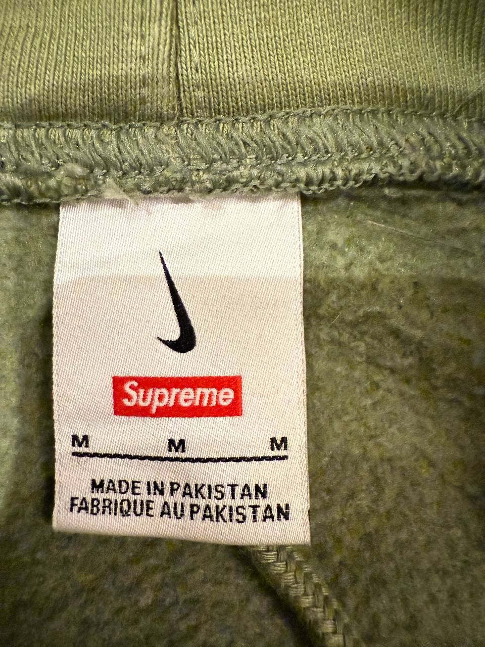 Nike × Supreme Supreme x Nike hoodie Size US M / EU 48-50 / 2 - 4 Thumbnail