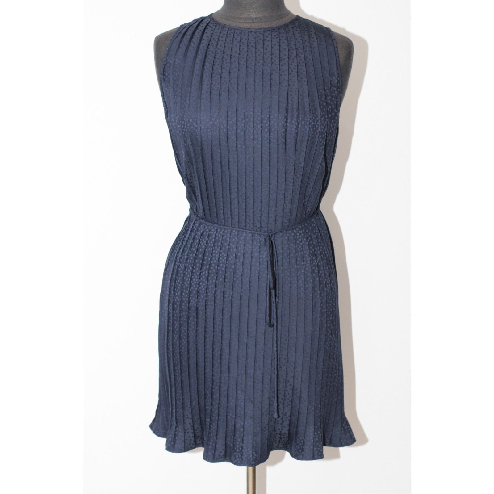 Banana Republic BANANA REPUBLIC Jacquard Pleated Polka Dot Mini Dress S $120 Size S / US 4 / IT 40 - 1 Thumbnail