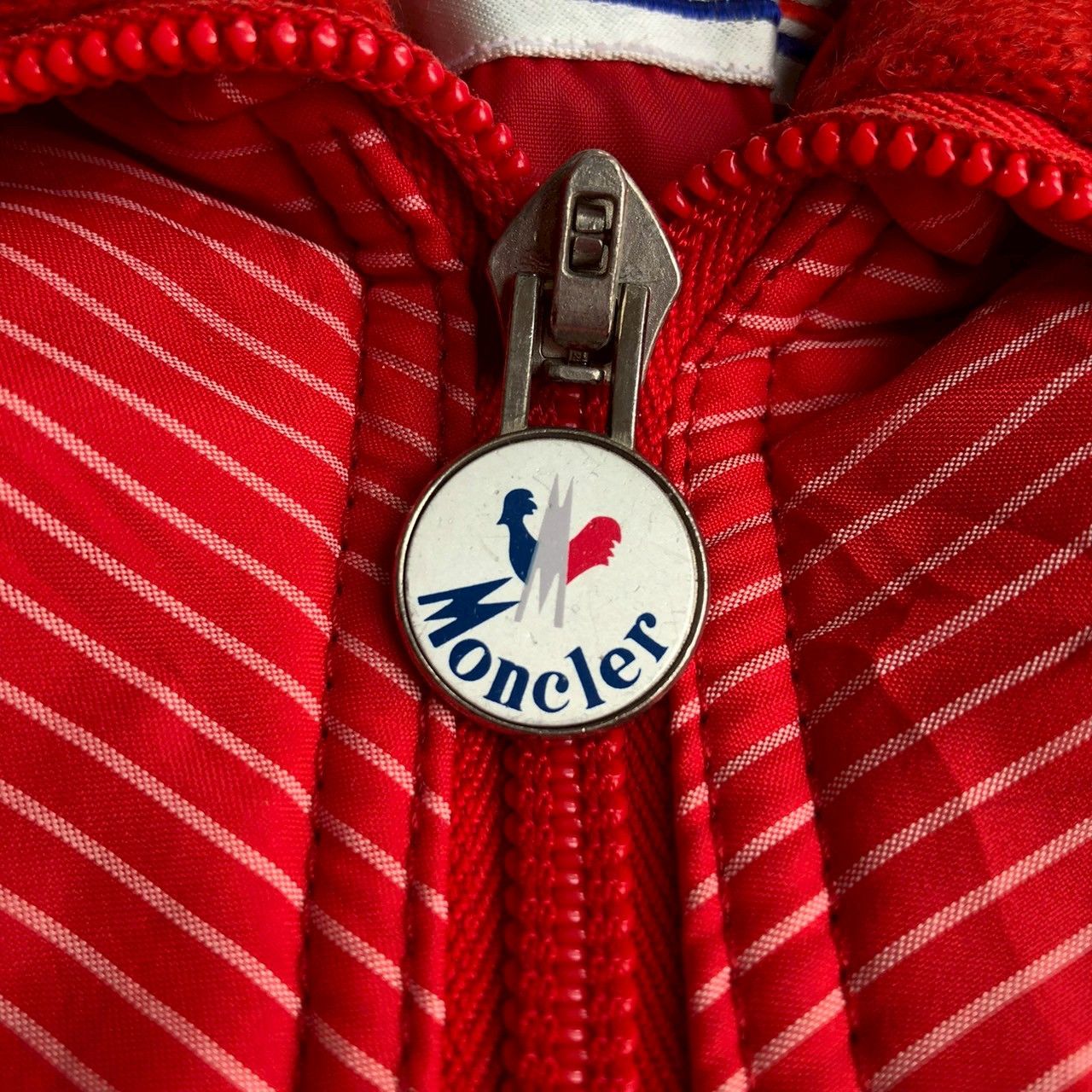 Moncler Grenoble Vintage 90s Moncler Grenoble Red Stripe Ski Jacket Size US S / EU 44-46 / 1 - 5 Thumbnail