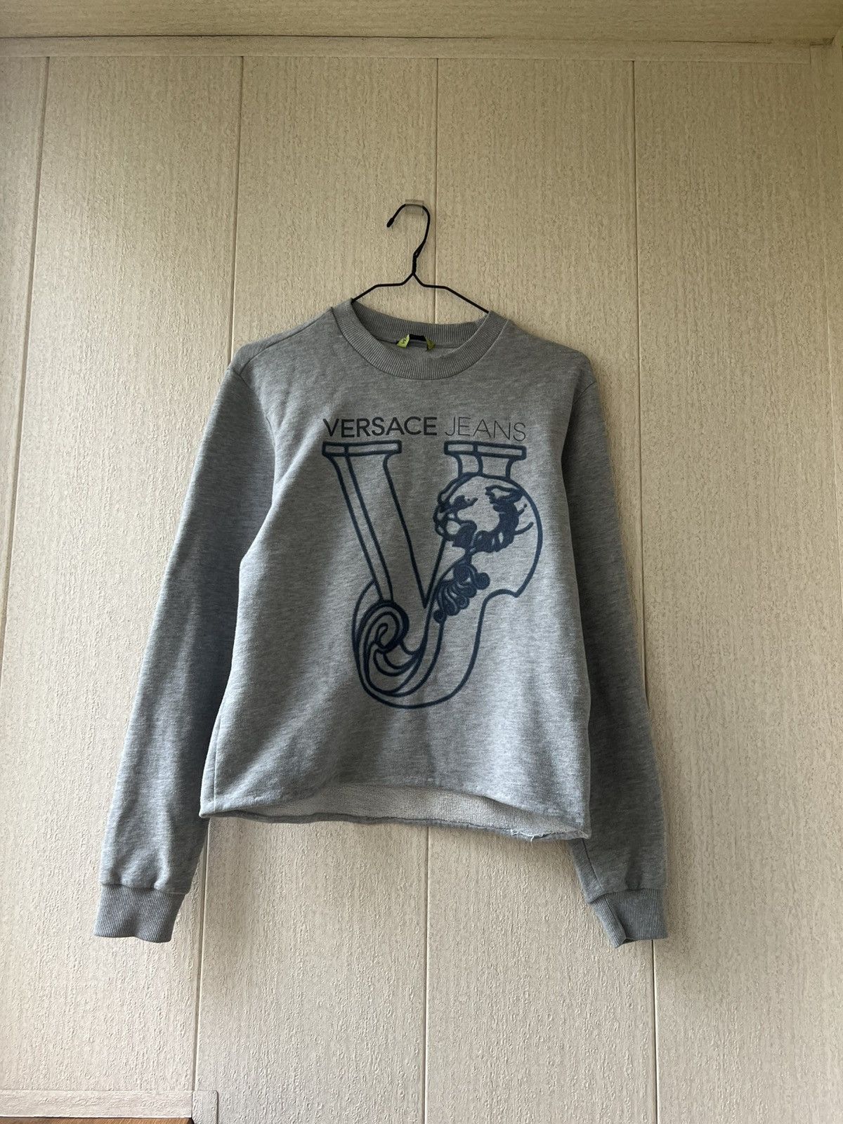 Versace Versace Jeans Vintage Tiger Sweatshirt Size US S / EU 44-46 / 1 - 1 Thumbnail