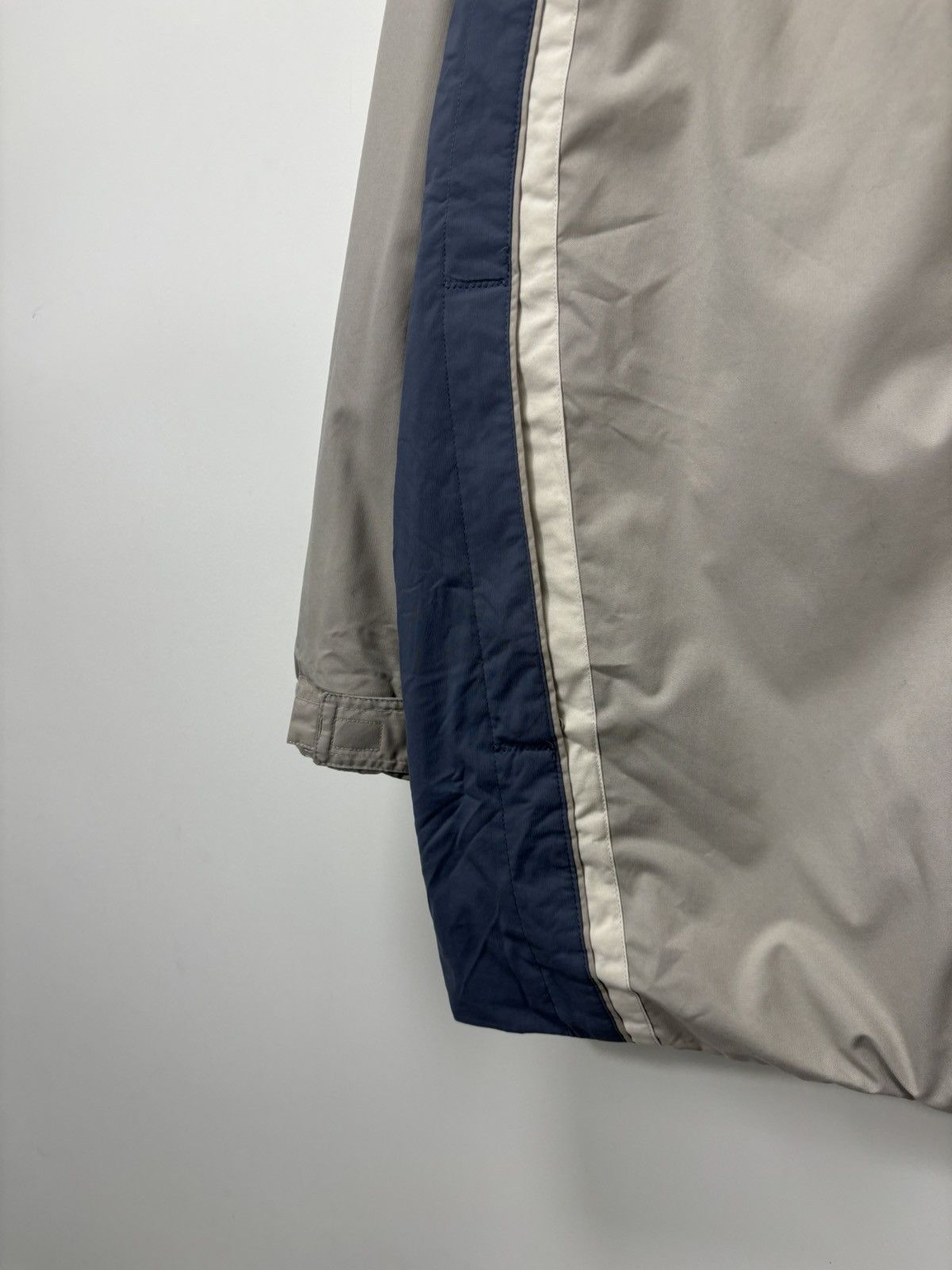 Nike Vintage Nike Y2K Swoosh Hype Retro Down Puffer Jacket Size US XXL / EU 58 / 5 - 6 Thumbnail