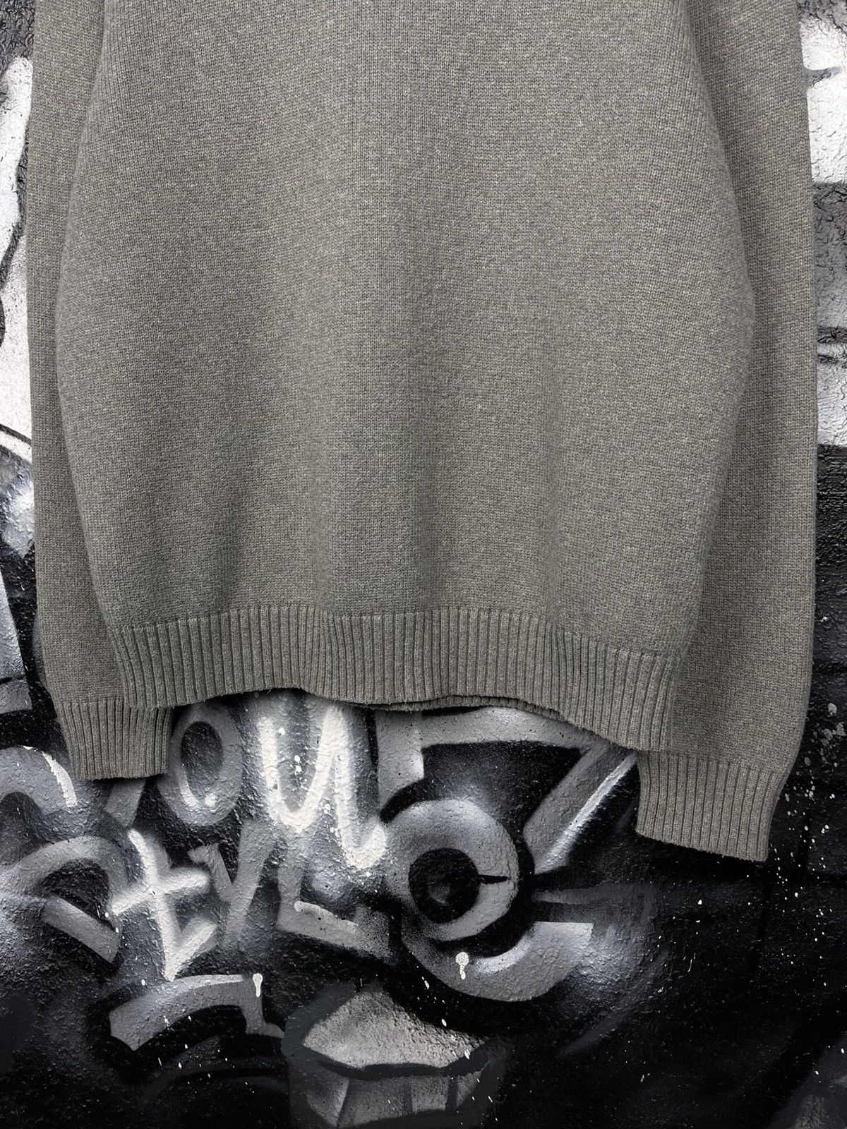 Polo Ralph Lauren Polo Ralph Lauren Grey Knitted Sweater Mens Size XL Size US XL / EU 56 / 4 - 4 Thumbnail