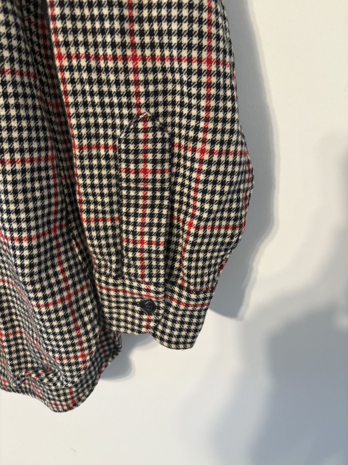 Pendleton × Vintage Vintage 1960s Pendleton 100% virgin wool. Made in USA. Size US L / EU 52-54 / 3 - 4 Thumbnail