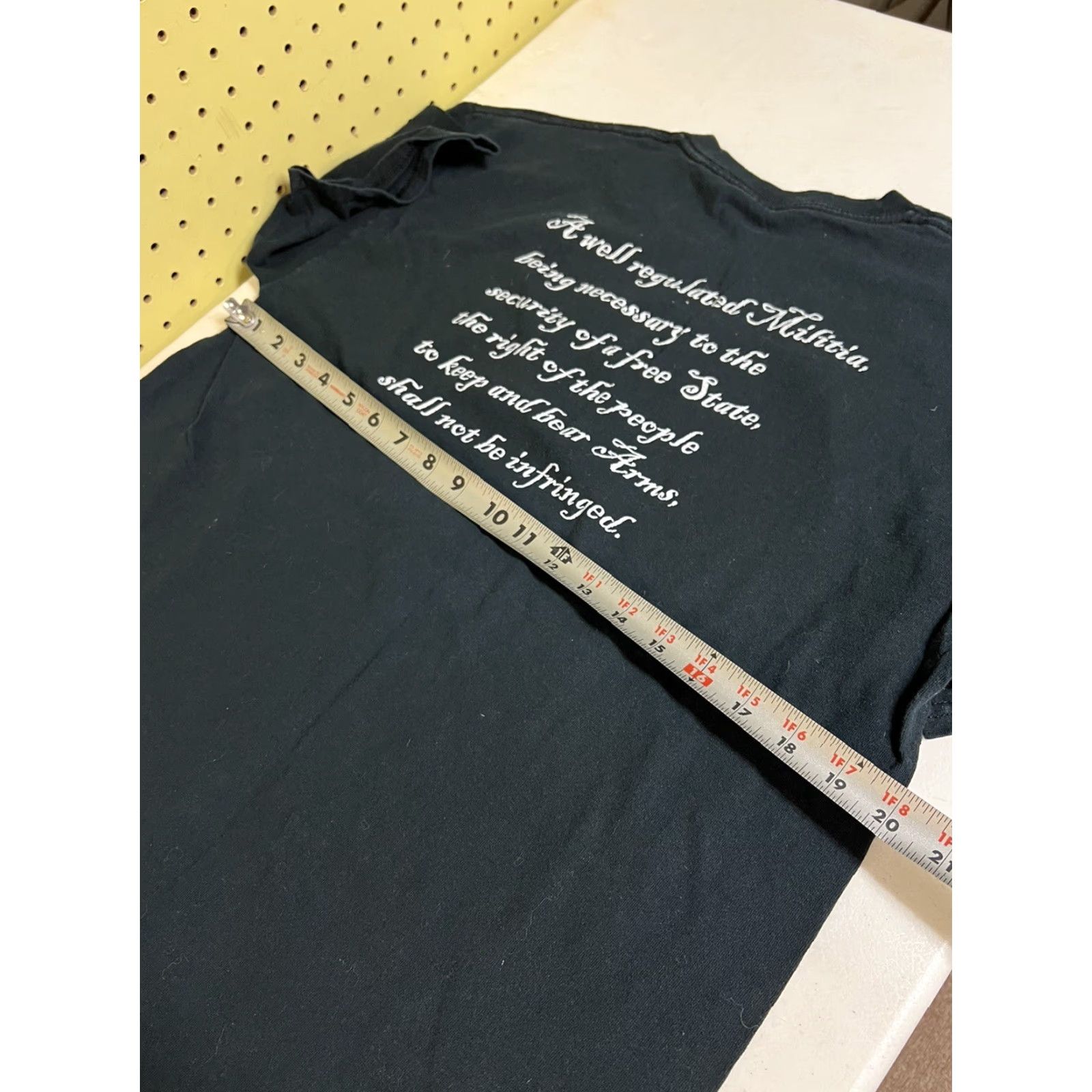 Gildan Mens Large T-shirt Black Short Sleeve Back Forty Vermont Guns Store Ammo Size US L / EU 52-54 / 3 - 6 Thumbnail