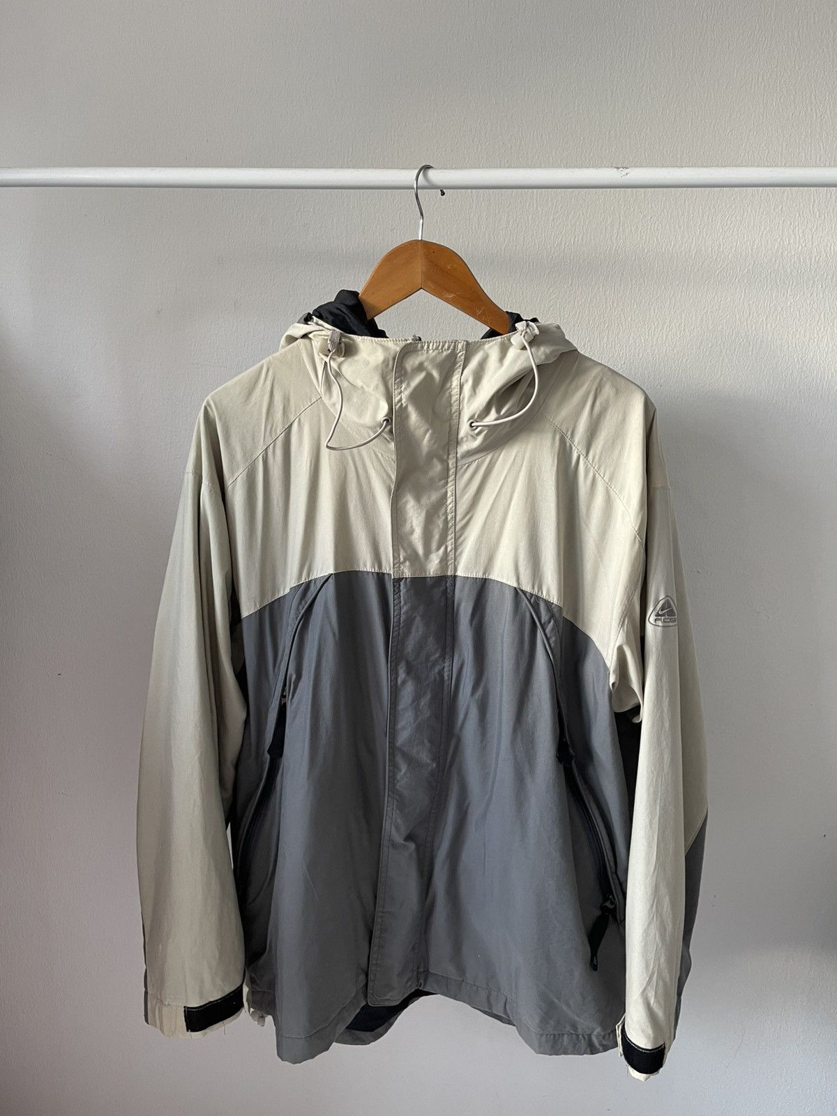 Nike ACG Vintage Nike ACG Jacket Size US L / EU 52-54 / 3 - 2 Thumbnail