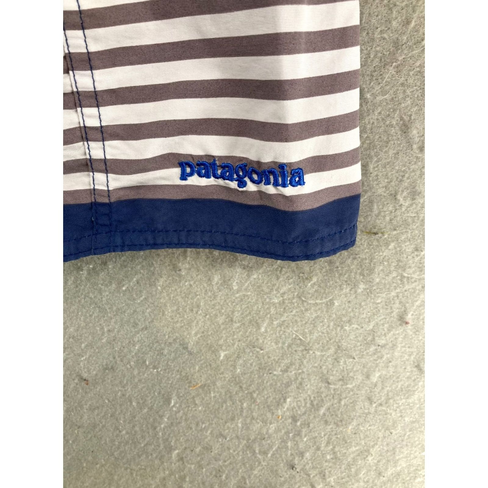Patagonia Patagonia Swim Shorts Mens 35 Blue Stripes Pocket Beach Bottom Mens Size US 35 - 6 Thumbnail