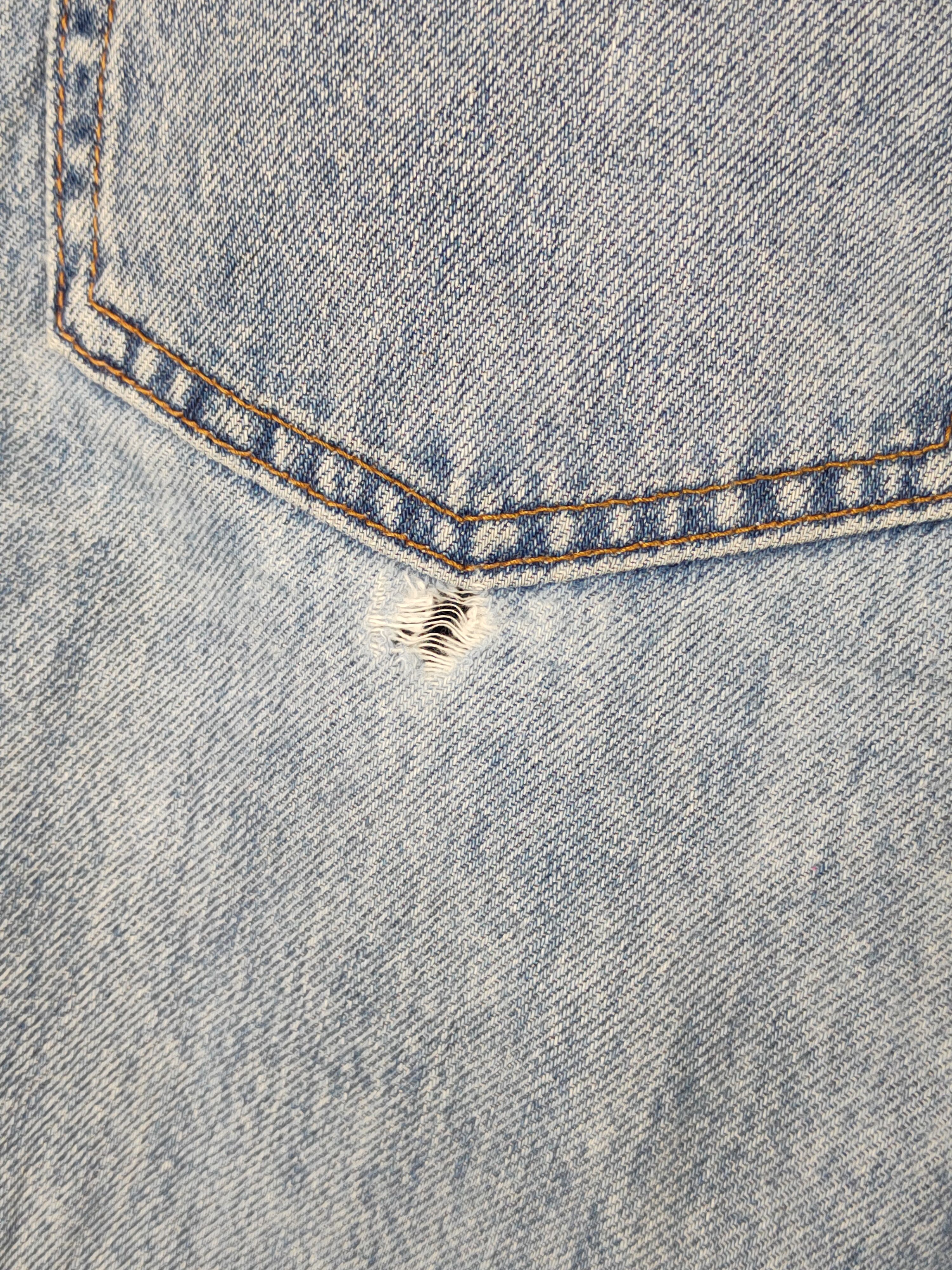Japanese Brand Uniqlo Blue Faded Distressed Ripped Jeans #S1661 Size US 34 / EU 50 - 8 Thumbnail