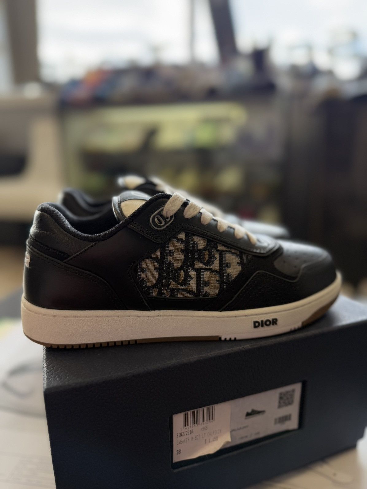 Dior Dior Low Top Calfskin Sneakers Size 38EU/5US Men’s Size US 5 / EU 37 - 11 Thumbnail