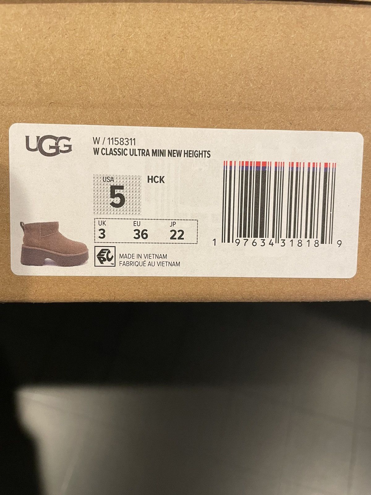 Ugg UGG Classic Ultra Mini New Heights Boot Hickory Size 5 Women Size US 5 / IT 35 - 7 Thumbnail