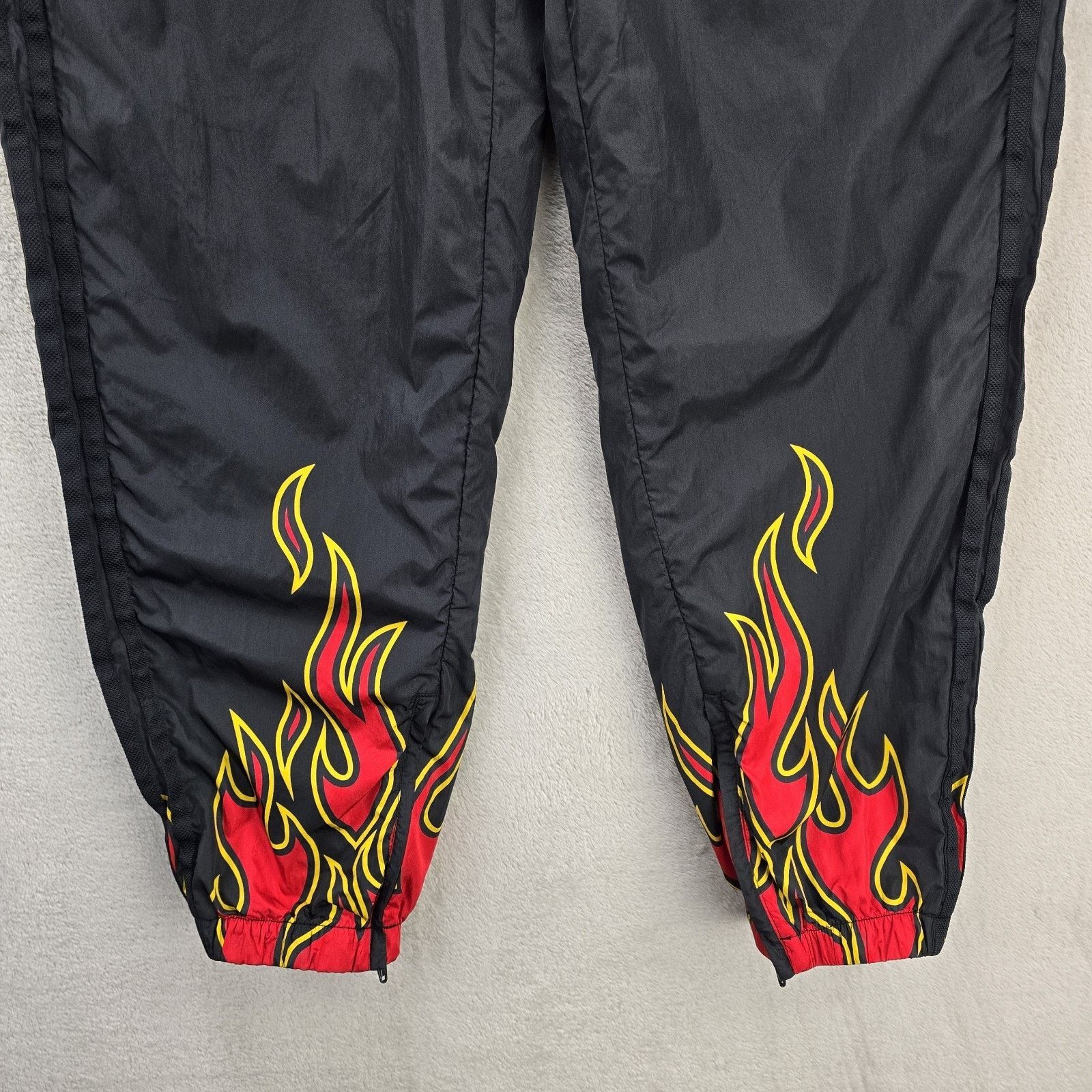 Adidas Kith x adidas Football Flame Pant Stadium Medium Windbreaker Size US 30 / EU 46 - 3 Thumbnail
