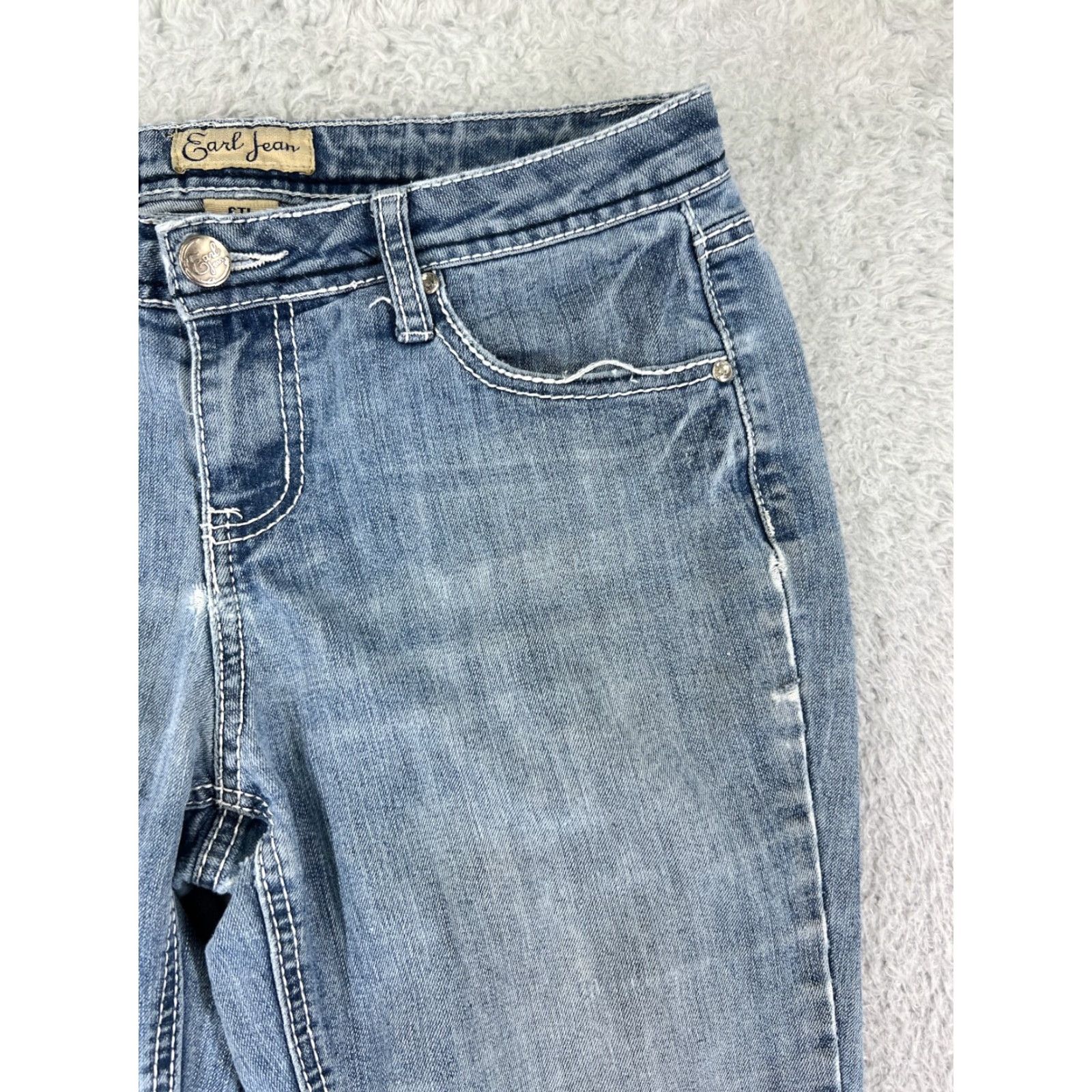 Vintage Earl Jean Jeans Women 6 Tall Blue Denim Boot Mid Rise Bling Embroidered Stretch Shirt? Size 28" / US 6 / IT 42 - 7 Thumbnail