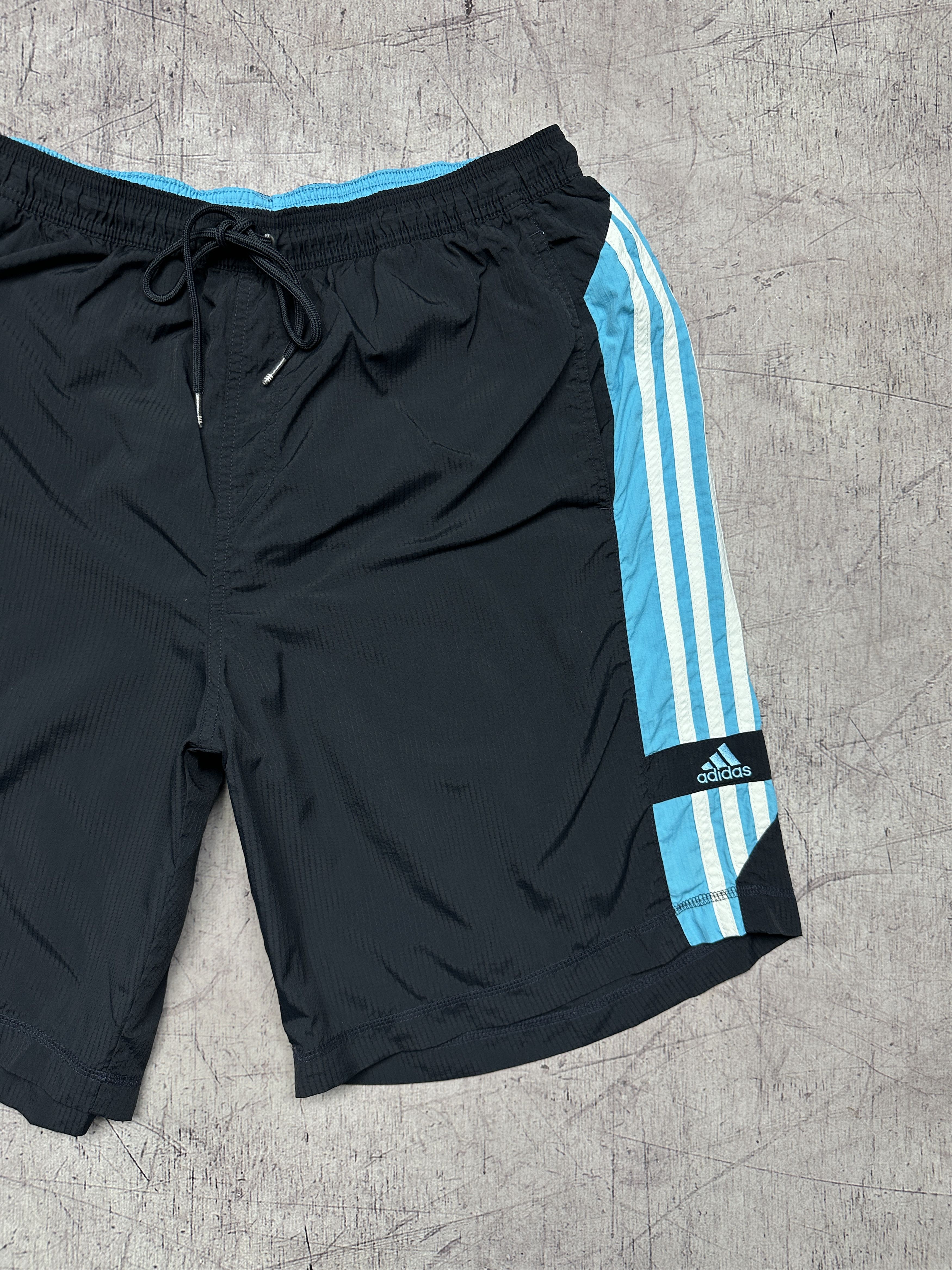 Adidas Adidas Vintage Mens Nylon Shorts Size US 36 / EU 52 - 2 Thumbnail