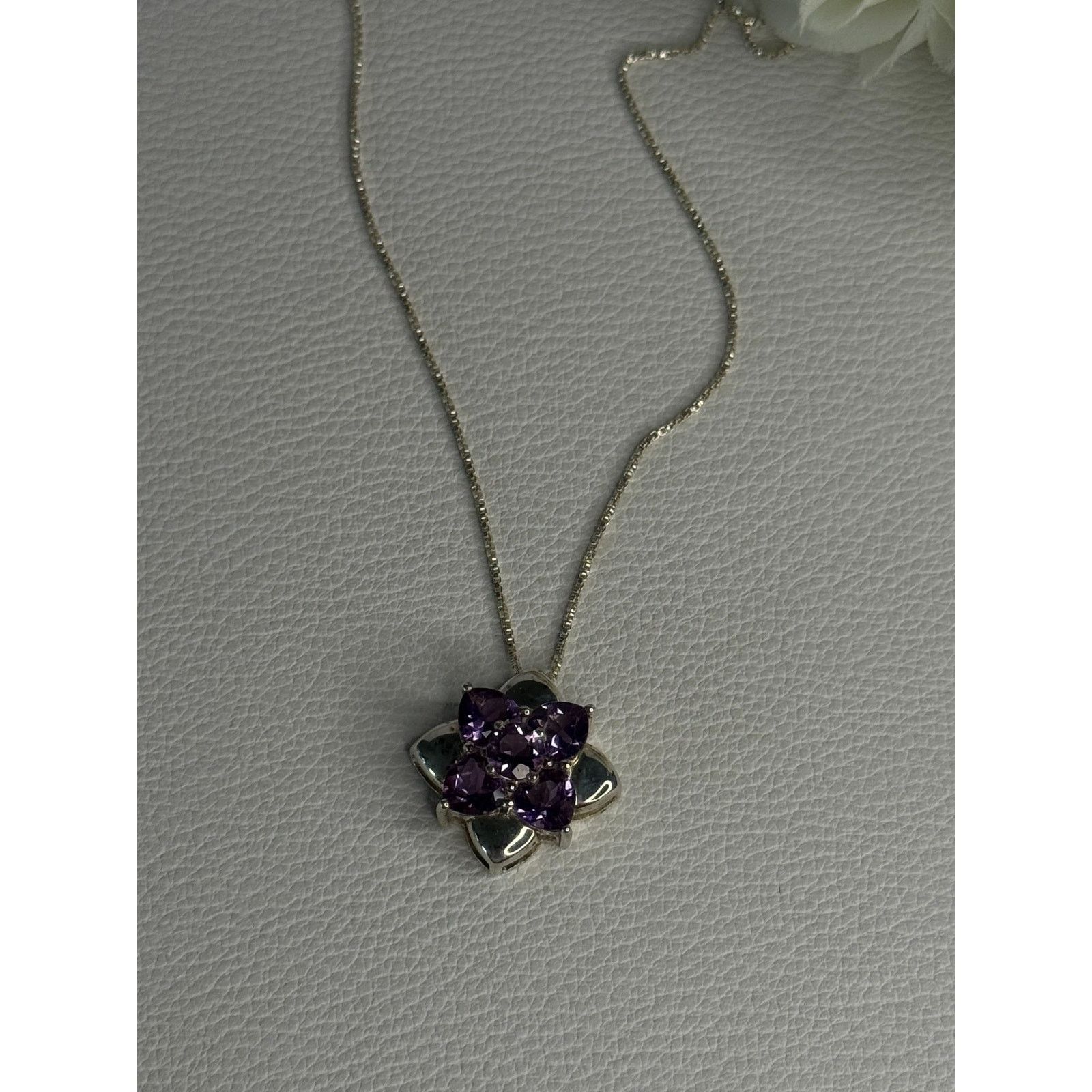 Jewelry 925 STERLING SILVER AMETHYST FLOWER NECKLACE LENGTH 20 INCH Size ONE SIZE - 7 Thumbnail