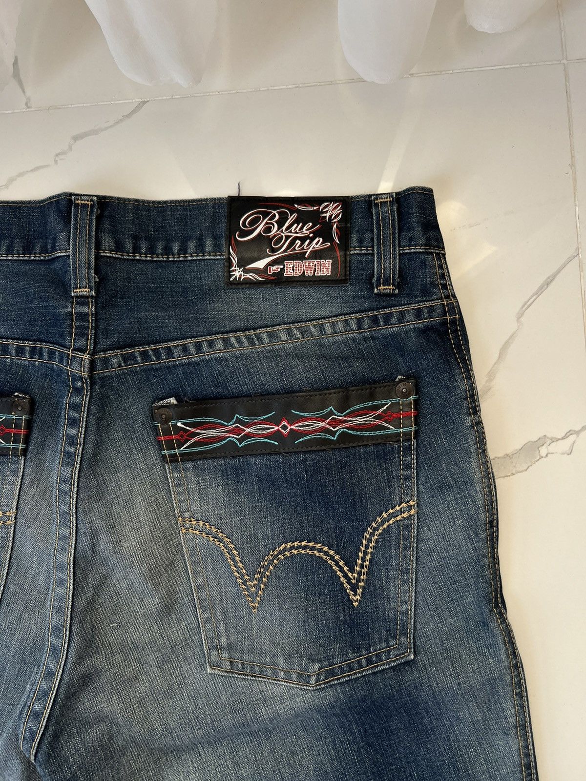 Edwin × Vintage 90's EDWIN BLUE TRIP RARE JAPAN Y2K BAGGY JEANS POCKET LOGO Size US 34 / EU 50 - 4 Thumbnail