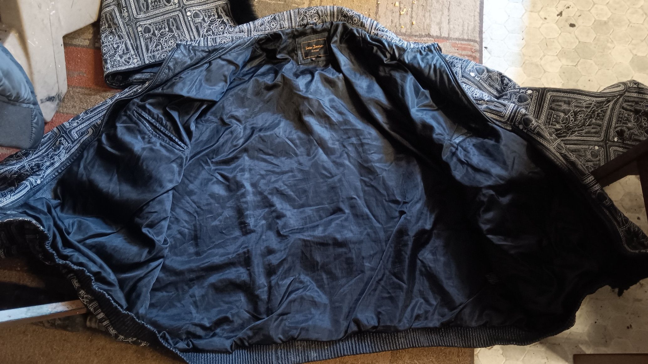 Other AUTHENTIC VINTAGE TIAN ZOARM "DETROIT HIGH ROLLER" EMBROID Size US XXL / EU 58 / 5 - 7 Thumbnail