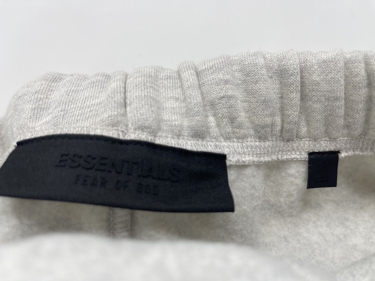 Essentials × Fear of God × NBA New Fear Of God Essentials NBA Heather Grey Size Medium Size US 30 / EU 46 - 4 Thumbnail