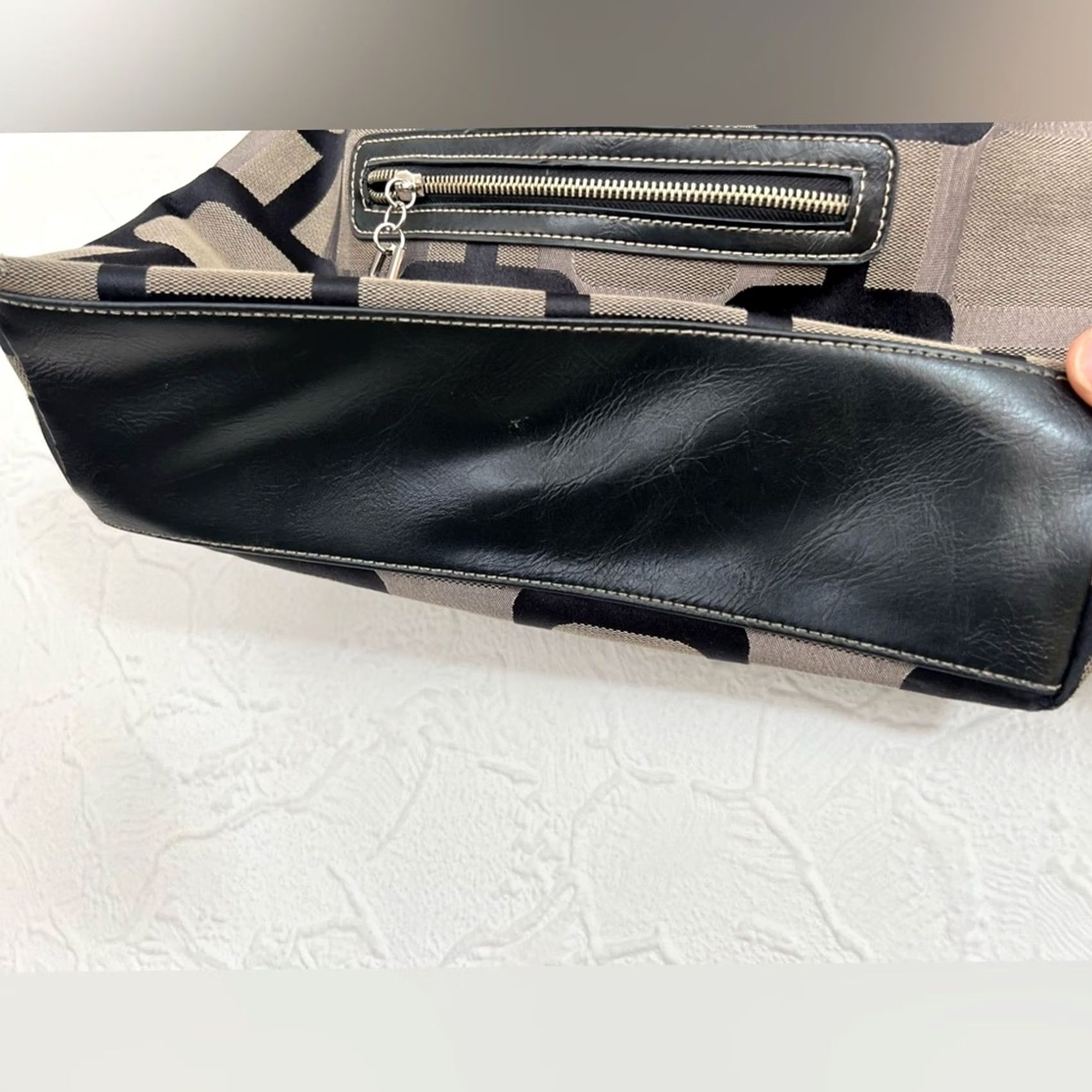 Nine West Y2K Nine West Shoulder Bag Purse Mod Geometric Square Monogram Black Taupe 2000s Size ONE SIZE - 4 Thumbnail
