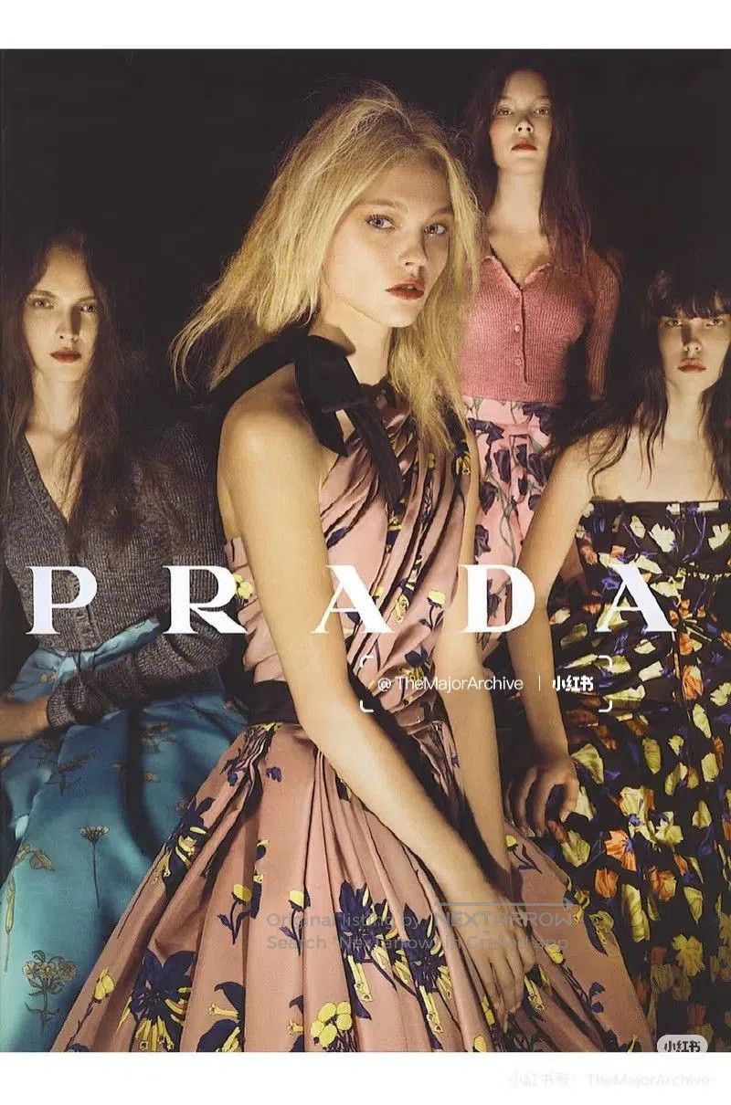 Prada Prada Runway Floral Print Coat. Size M / US 6-8 / IT 42-44 - 5 Thumbnail
