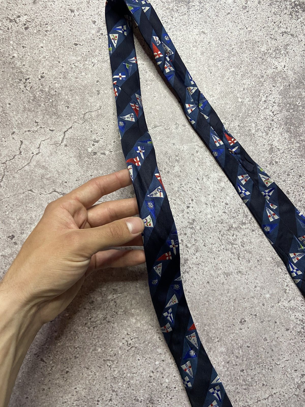Louis Vuitton Vintage Louis Vuitton Cup Silk Tie Size ONE SIZE - 11 Thumbnail