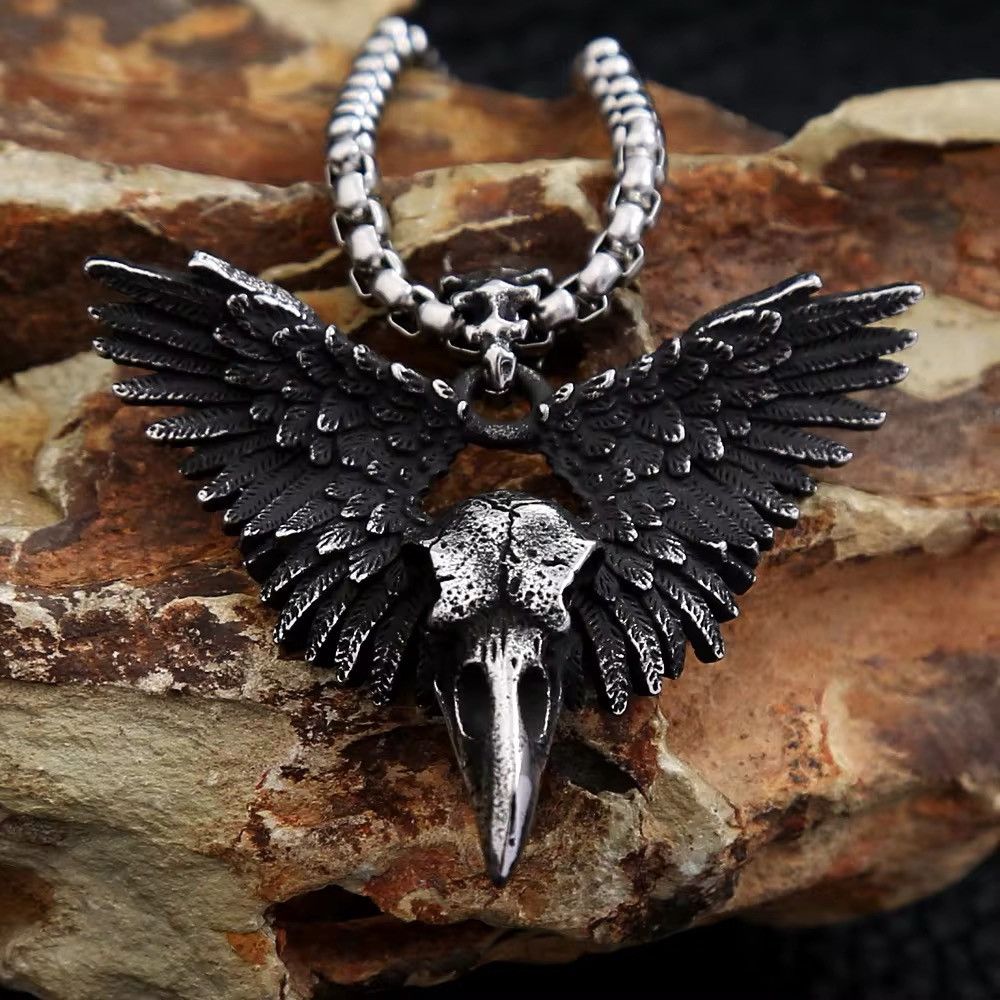 Vintage Retro Wings Crow Skull Necklace Size ONE SIZE - 2 Thumbnail