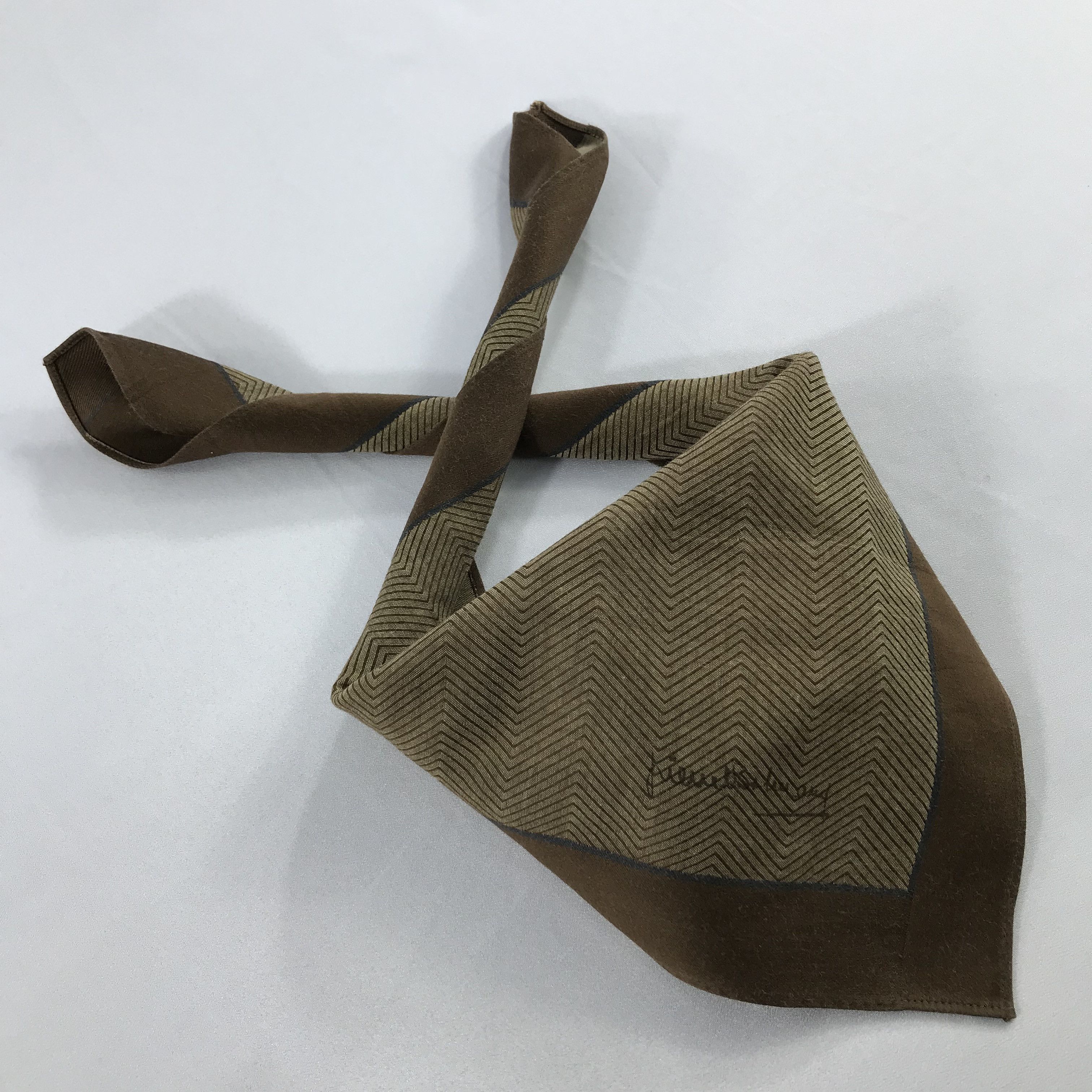 Pierre Balmain × Vintage Pierre Balmain Bandana / Handkerchief / Neckerchief - S2524 Size ONE SIZE - 4 Thumbnail