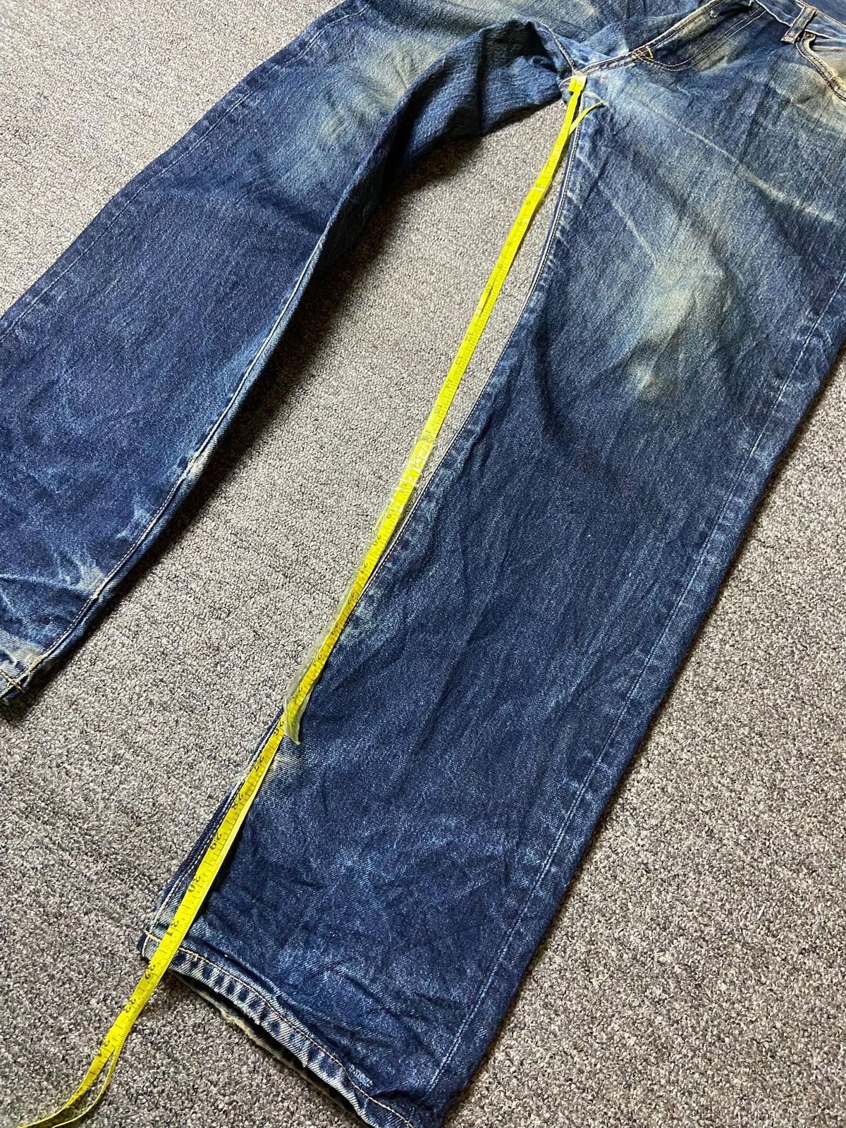 Japanese Brand × Uniqlo × Vintage UNIQLO Brand Distressed Denim Selvedge Jeans (129) Size US 36 / EU 52 - 9 Thumbnail