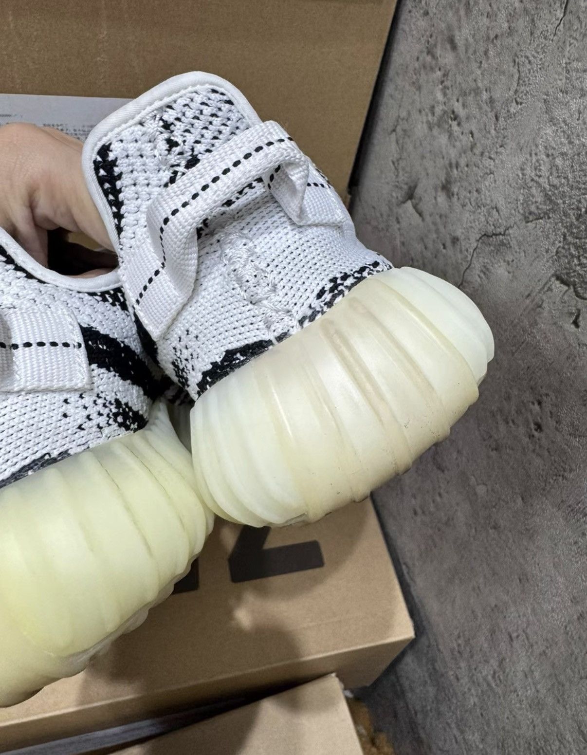 Adidas Adidas Yeezy 350 Zebra, 2020 Version, Style Code CP9654 K37 Size US 8 / IT 38 - 7 Thumbnail