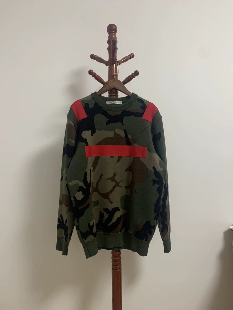 Givenchy Givenchy GVC Camo Knit Sweater 2506-Nextarrow Size US S / EU 44-46 / 1 - 1 Thumbnail