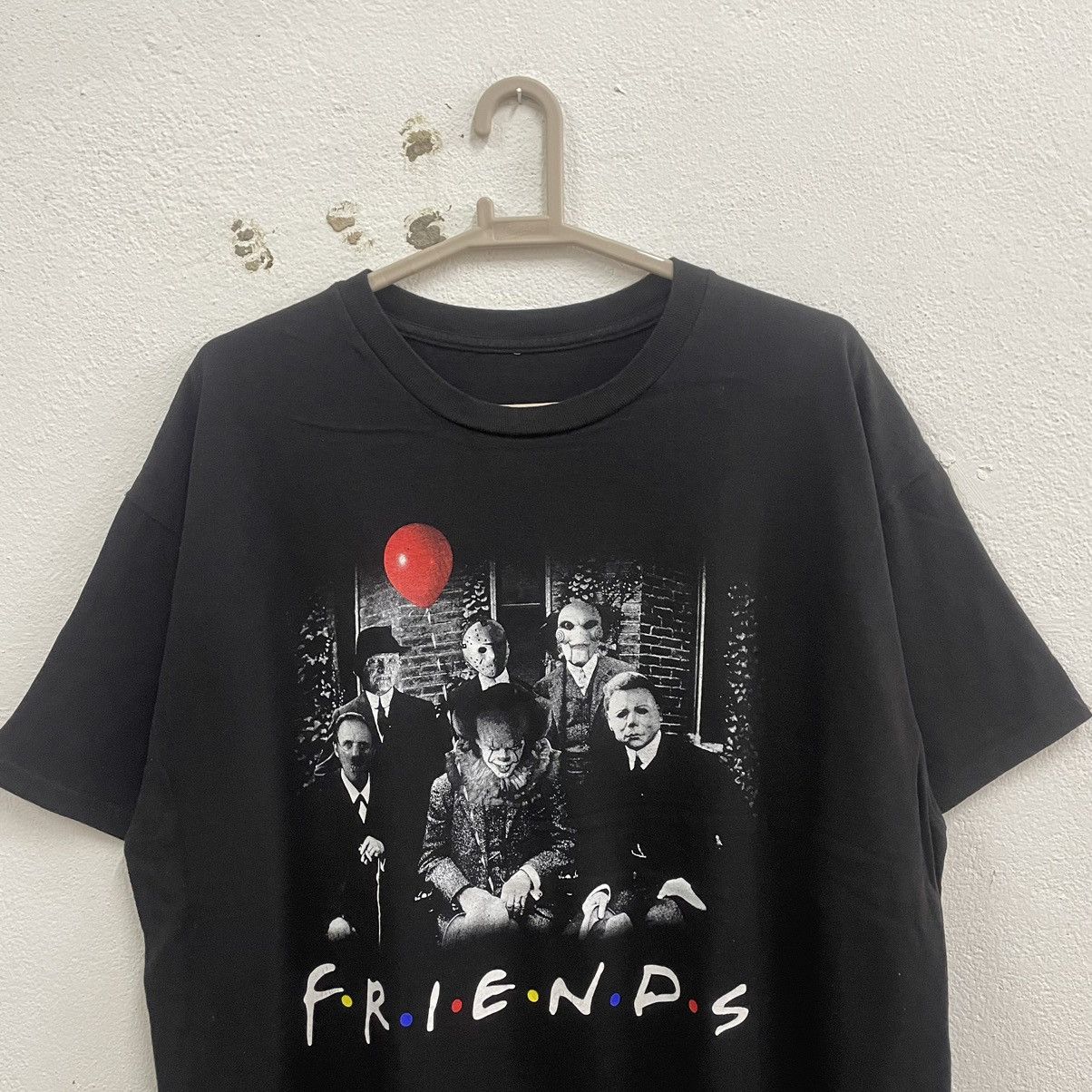 Expert Horror × Vintage 🔥Vintage FRIENDS Horror Villain Character Movie Promo Tee Size US XXL / EU 58 / 5 - 3 Thumbnail