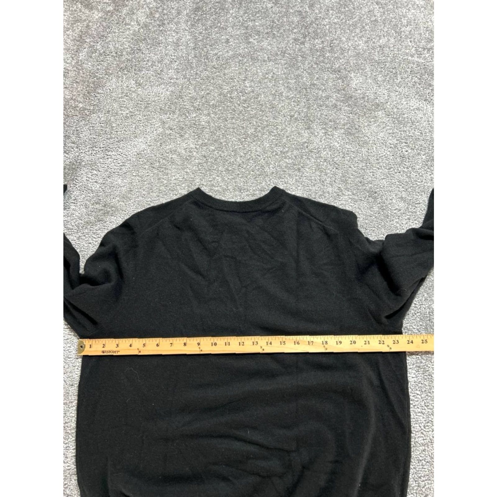 Vintage Allen Solly Sweater Mens XL Black Cashmere Tight Knit V Neck Casual Pullover Knit Regular Long Sleeve Ribbed Trim Pattern: Solid Modern Classic Mens Size US XL / EU 56 / 4 - 7 Thumbnail