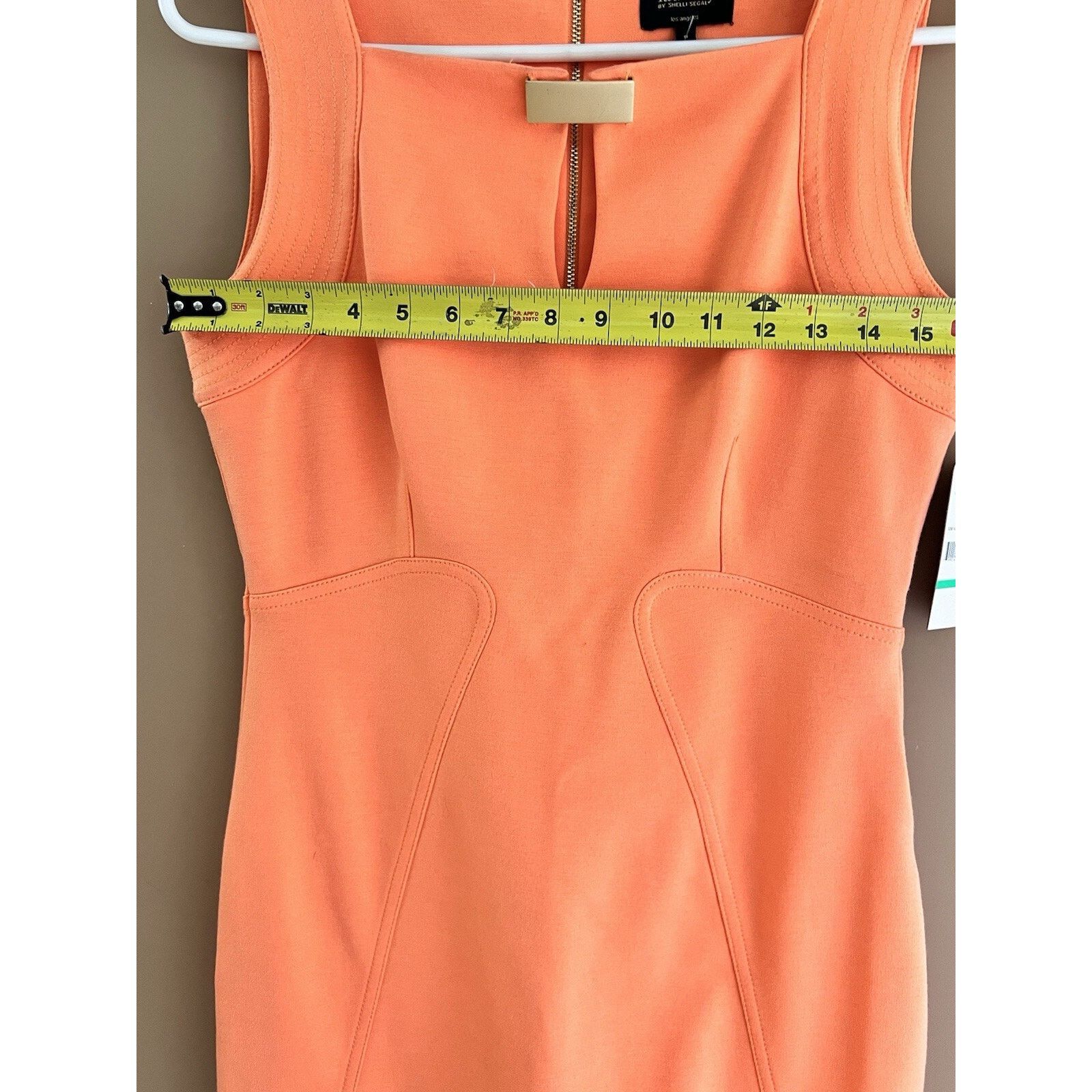 Laundry by Shelli Segal NWT Sz 8 Laundry by Shelli Segal Bodycon Keyhole Neck Size M / US 6-8 / IT 42-44 - 7 Thumbnail