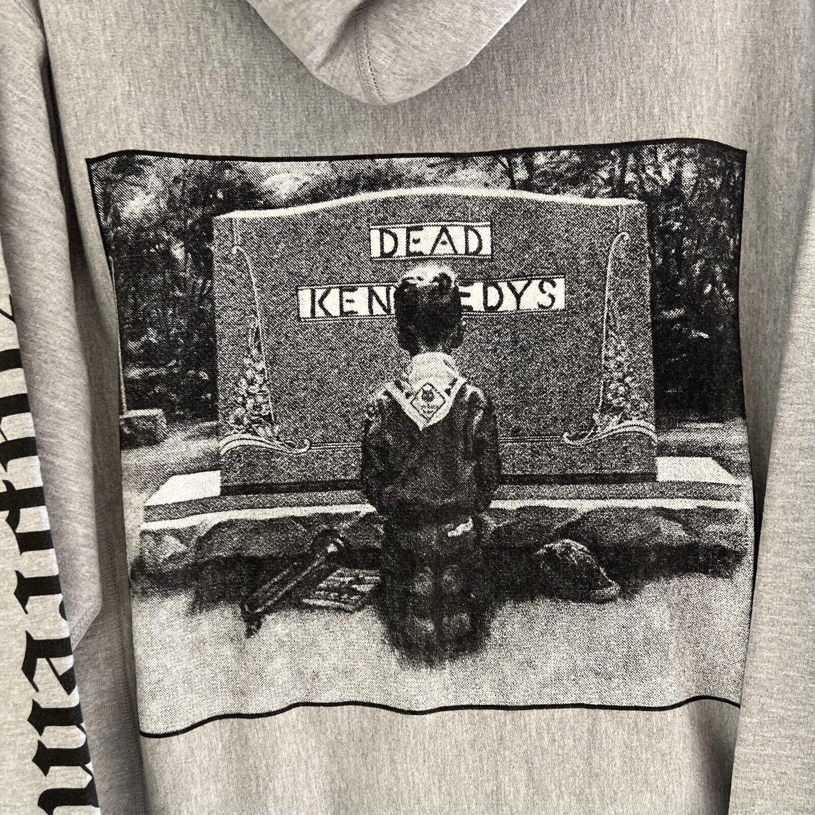 Supreme SS14 Supreme Dead Kennedys Grave Hoodie Hooded Sweatshirt Size US S / EU 44-46 / 1 - 1 Thumbnail