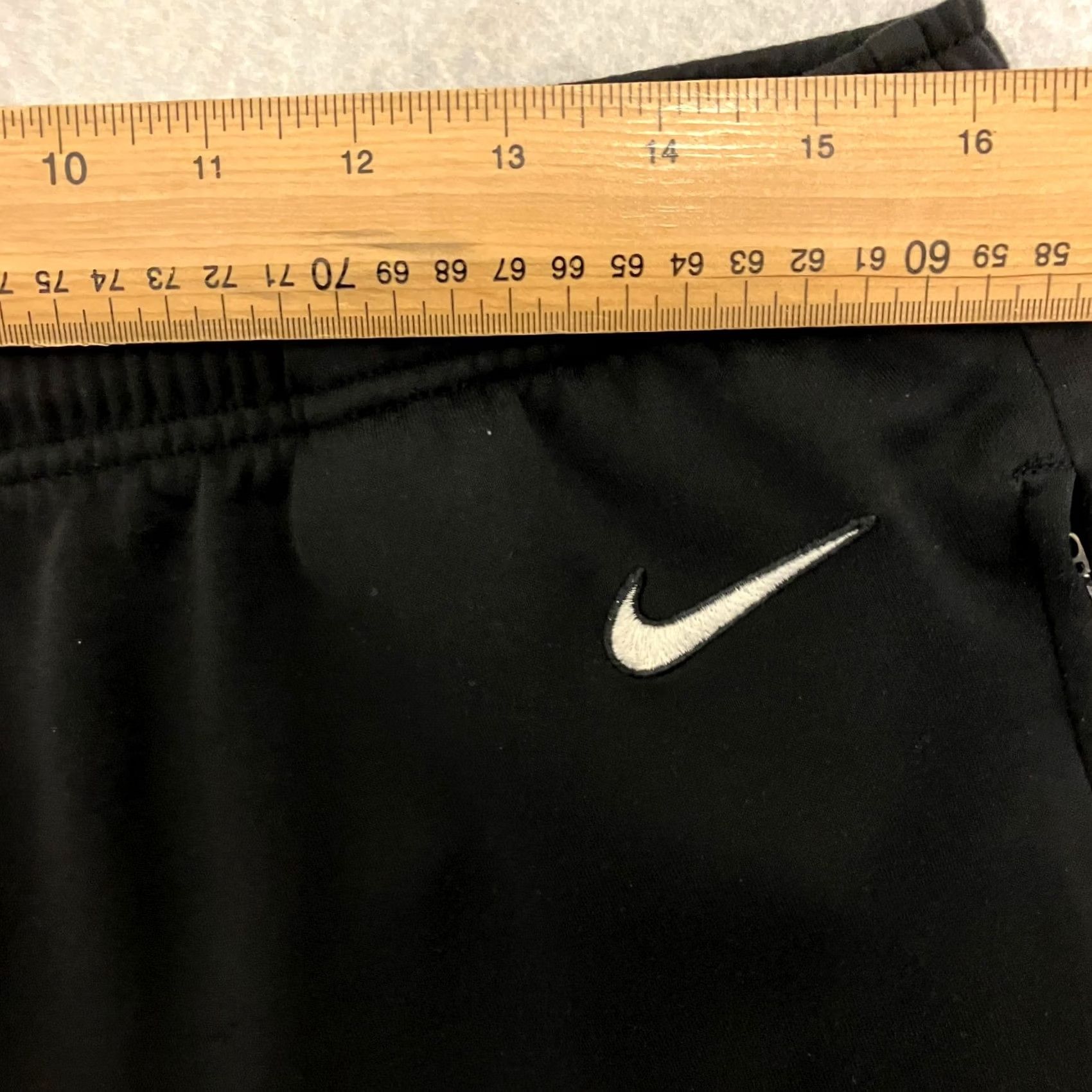 Nike Vintage Nike Track Pants Mens Medium Black Y2K Team Swoosh Joggers Size US 31 - 7 Thumbnail