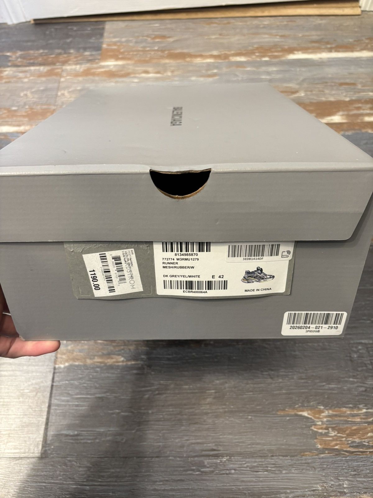 Balenciaga Balenciaga Runner Grey Yellow Size US9/EU42 Size US 9 / EU 42 - 10 Thumbnail