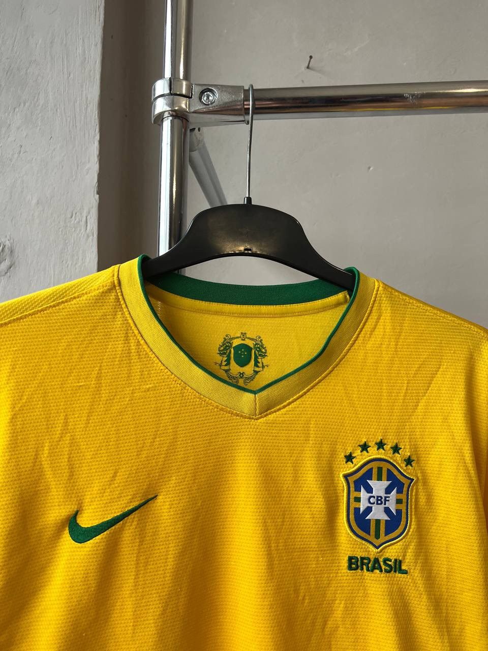 Nike 2012 BRAZIL TEAM HOME SOCCER JERSEY FOOTBALL SHIRT RARE XL Size US XL / EU 56 / 4 - 3 Thumbnail
