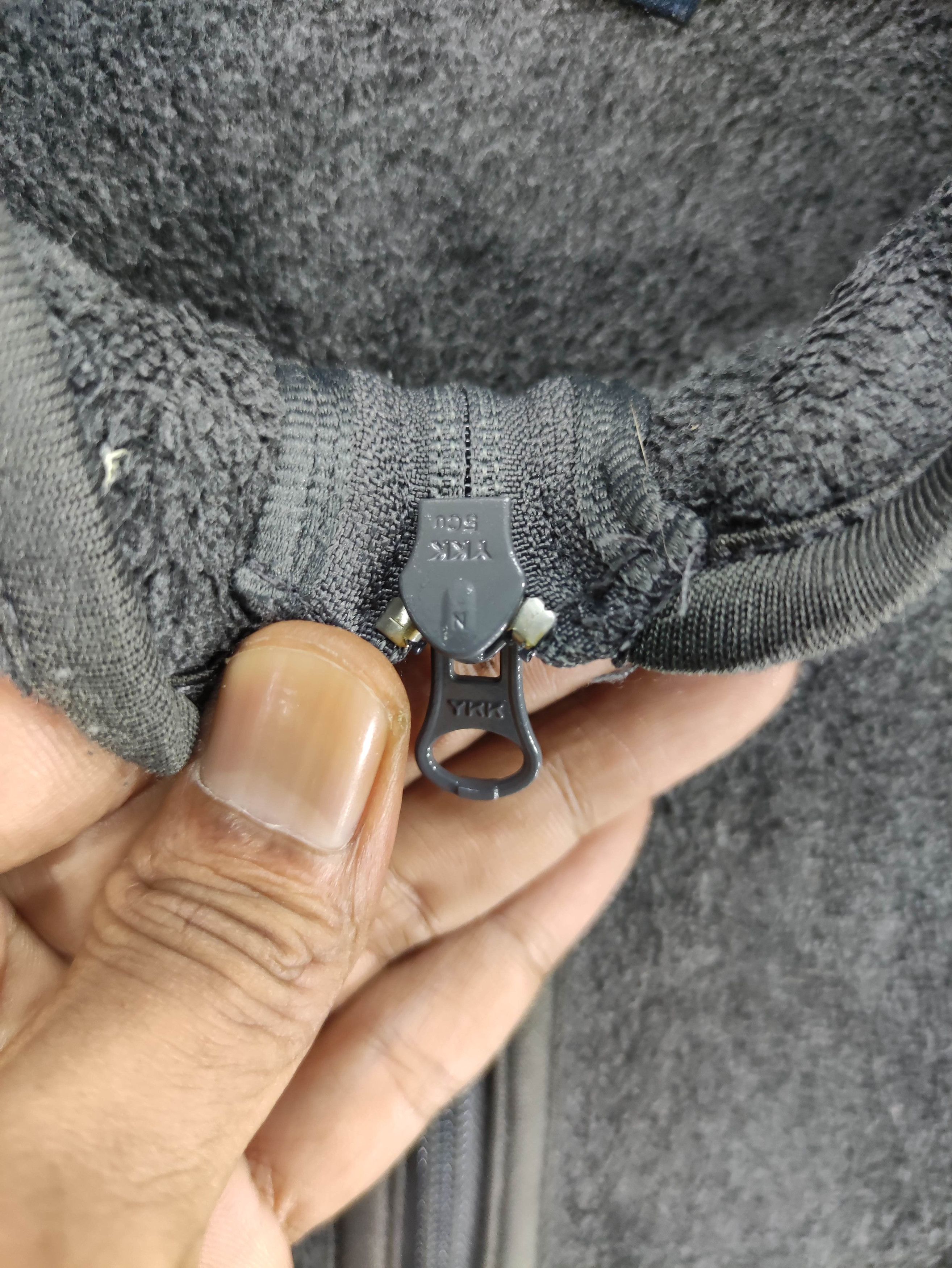 Vintage 90s Uniqlo Fleece Sweater Half Zipper