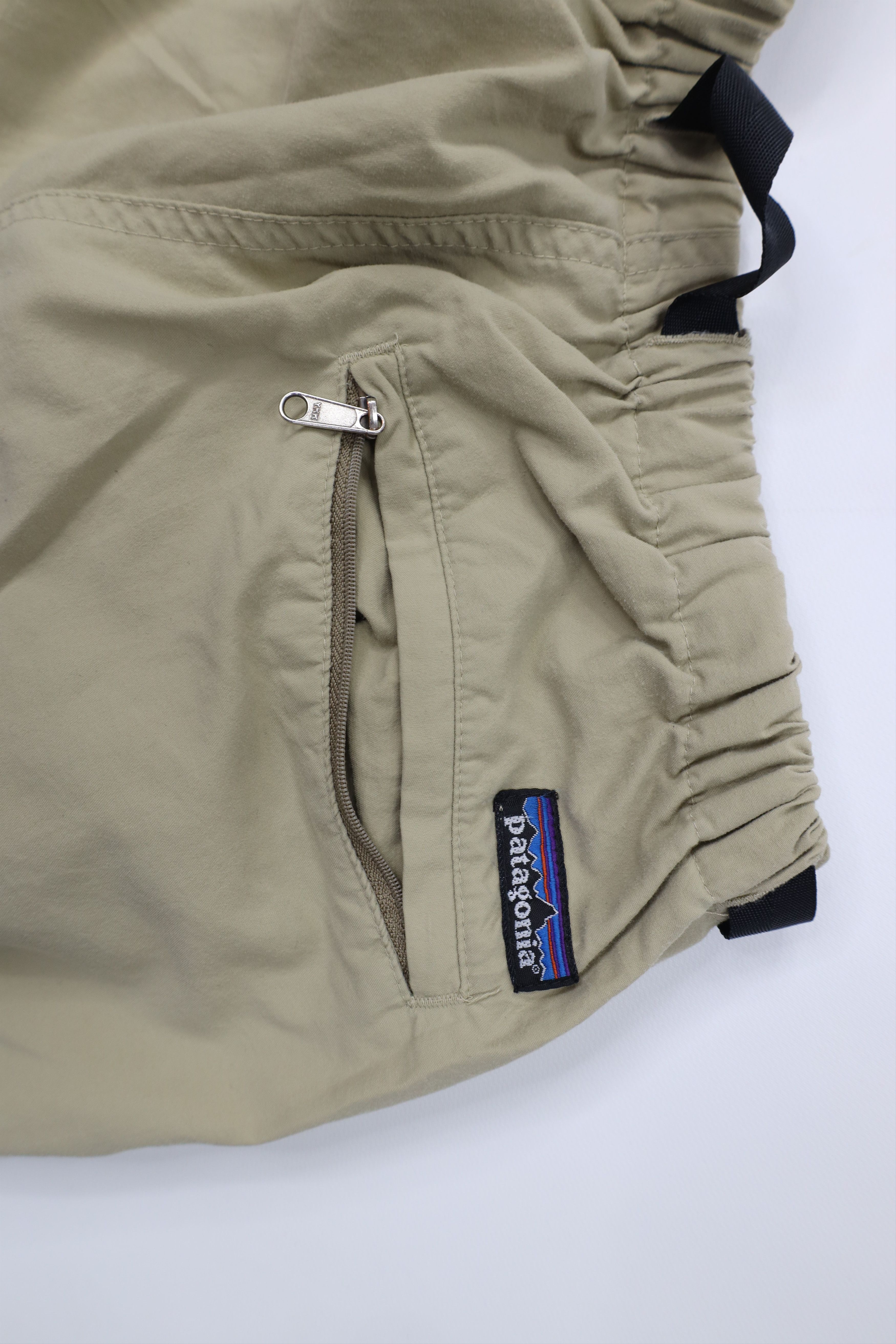 Patagonia Vintage 90s Patagonia Spell Out Belted Cargo Pants Beige Size US 30 / EU 46 - 16 Thumbnail