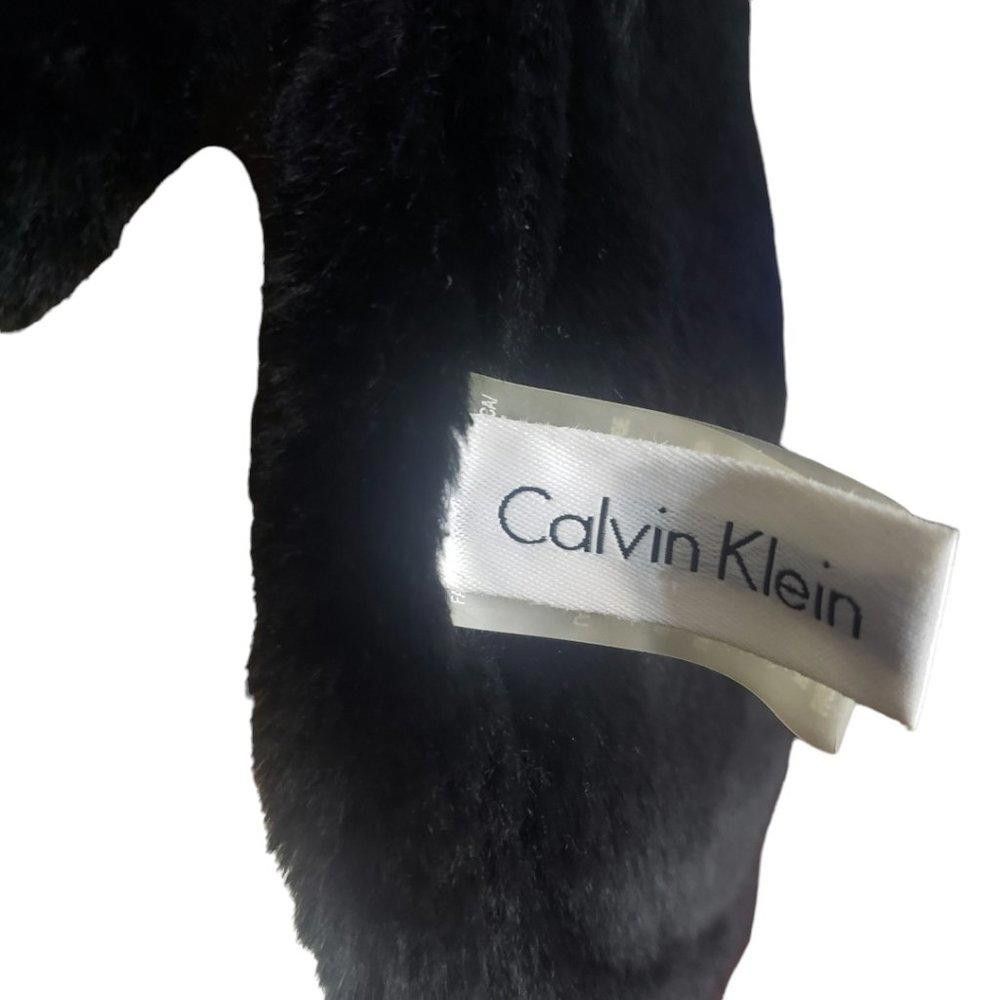 Calvin Klein CT822 Calvin Klein Faux Fur Shoulder Scarf Size ONE SIZE - 5 Thumbnail