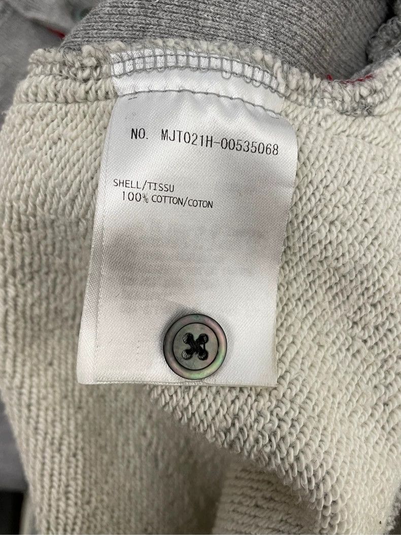 Thom Browne Thom browne Gray four-striped round-neck sweatshirt 2504-Ne Size US S / EU 44-46 / 1 - 6 Thumbnail