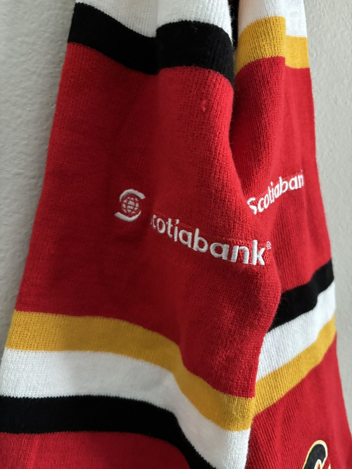 Vintage Calgary Flames NHL Winter Scarf Size ONE SIZE - 4 Thumbnail