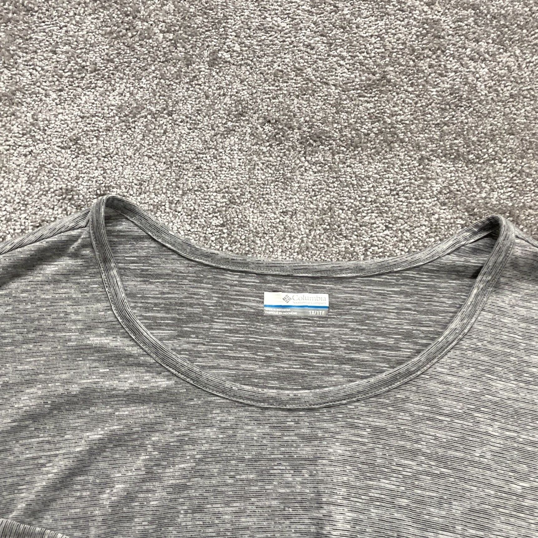 Vintage Columbia Shirt Women XL Gray Round Neck Roll Tab Sleeve Stretch Casual Outdoor Size XL / US 12-14 / IT 48-50 - 3 Thumbnail