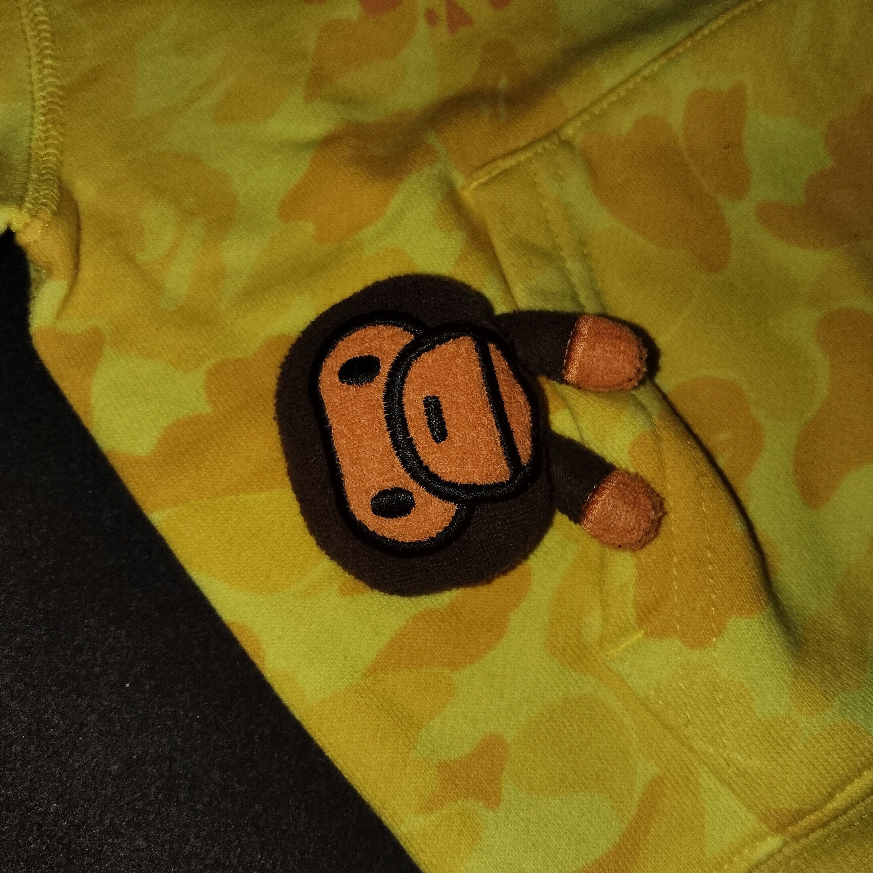Bape Exclusive BAPE KIDS Store Baby Milo Camo Crewneck Plush Doll Size ONE SIZE - 4 Thumbnail