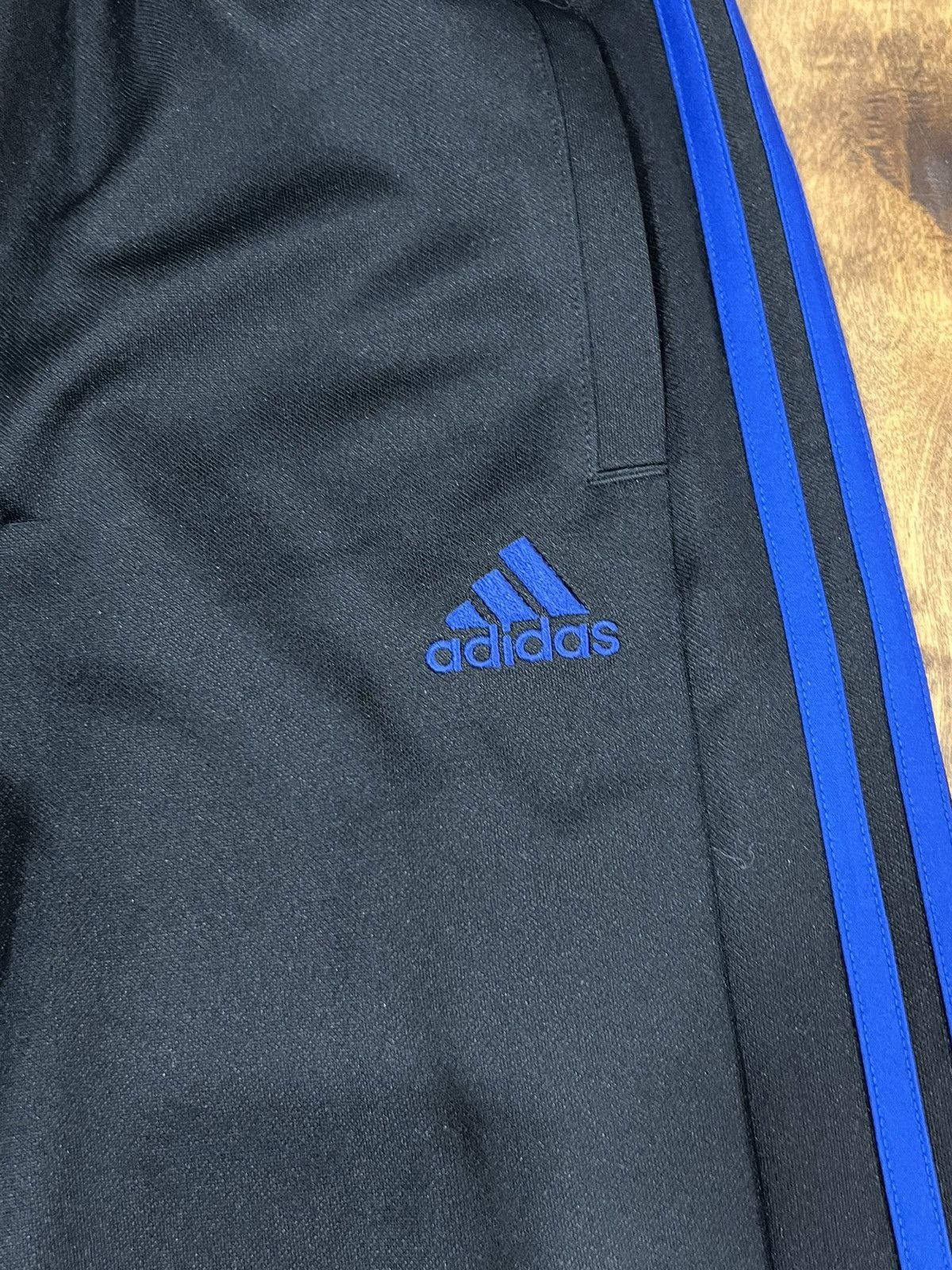 Adidas Vintage Adidas Sweatpants Big Letter Font Size US 32 / EU 48 - 7 Thumbnail
