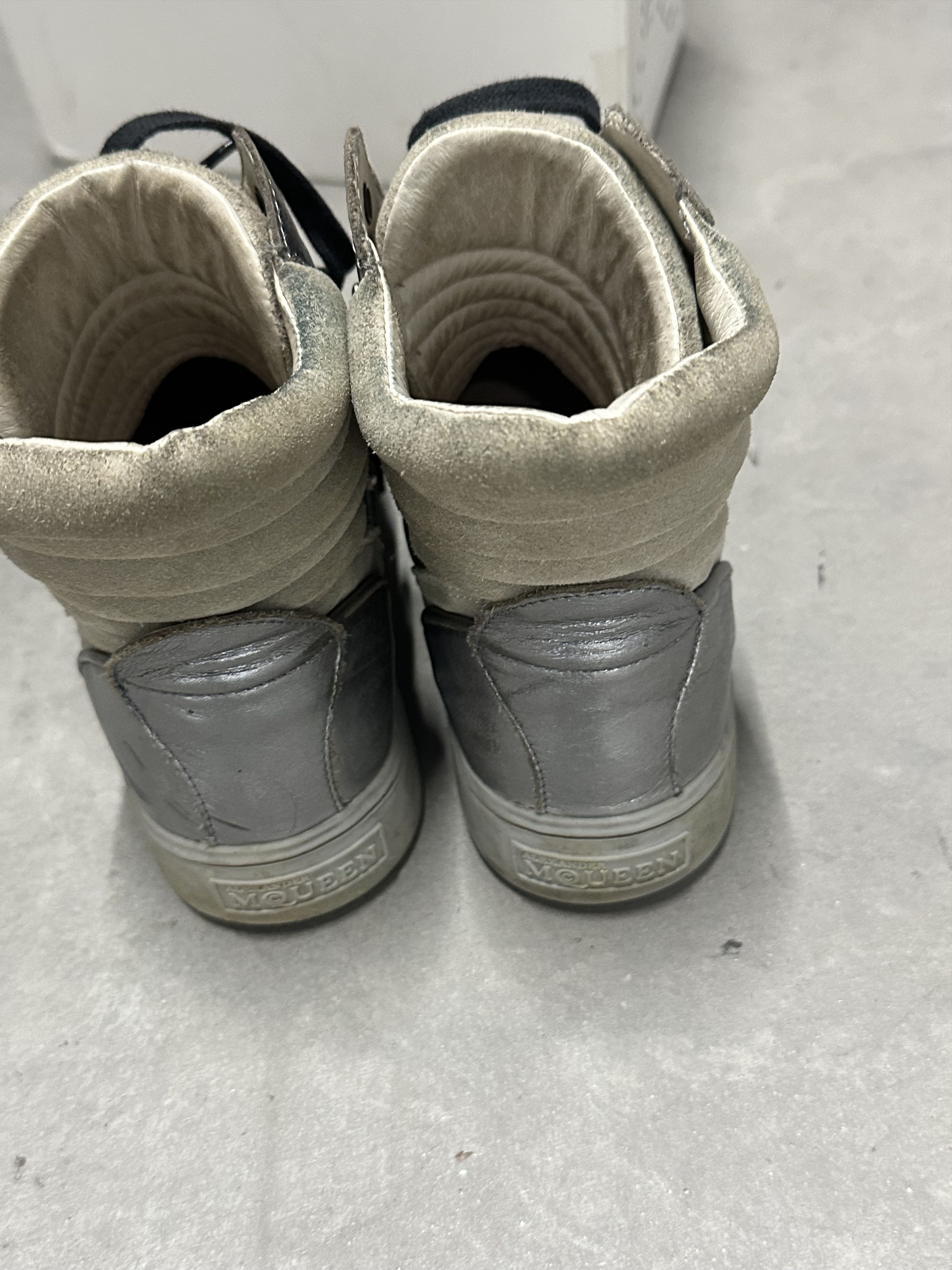 Alexander McQueen × Puma Alexander Rare McQueen X PUMA Silver Sneakers 2000's Size US 7 / EU 40 - 3 Thumbnail