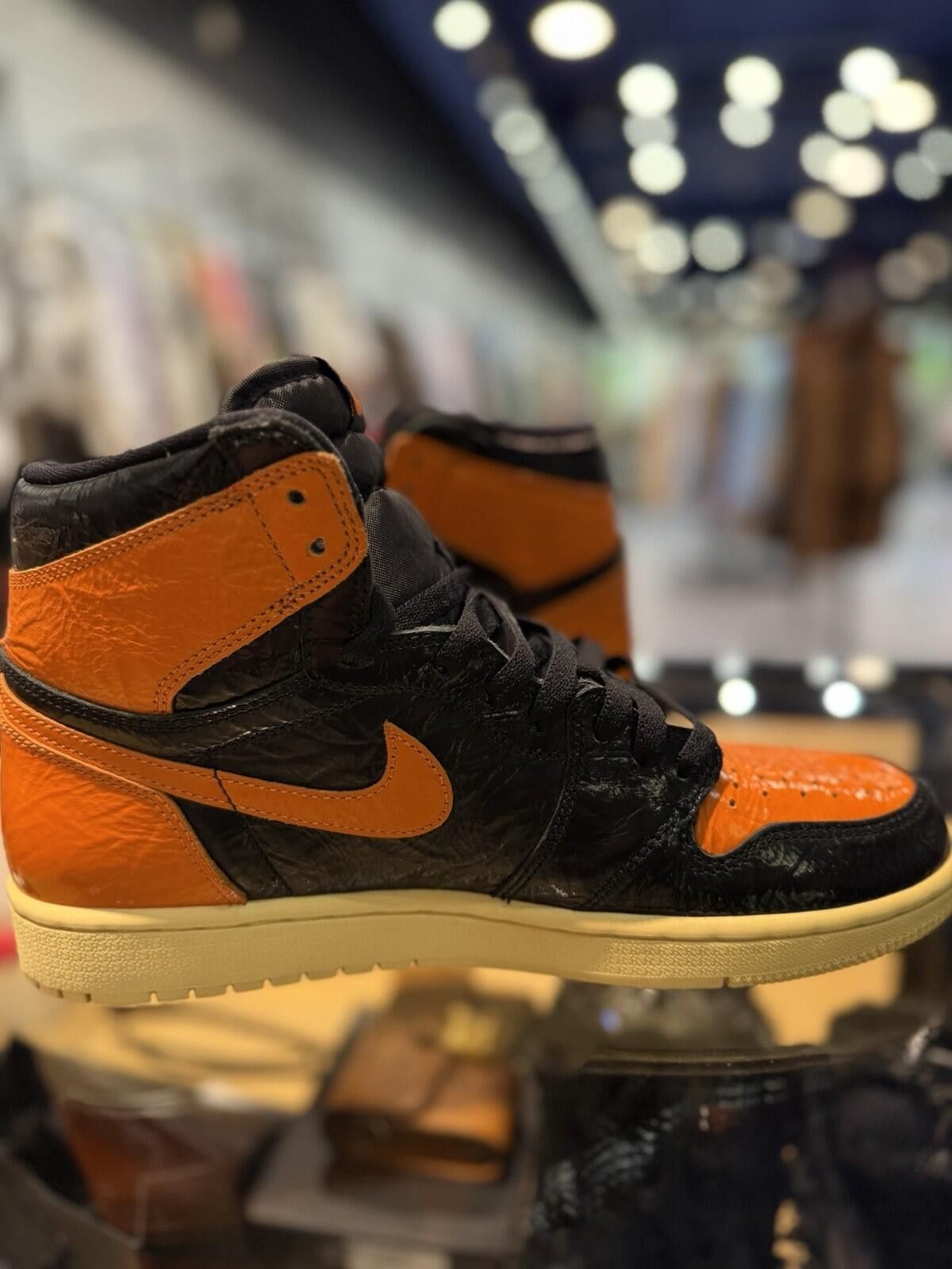Jordan Brand Jordan Air Jordan 1 Shattered Backboard 3.0 2019 Size (9) Size US 9 / EU 42 - 6 Thumbnail