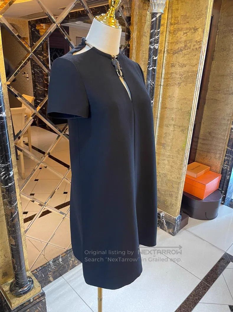 Valentino Valentino Heavy work dress Size M / US 6-8 / IT 42-44 - 6 Thumbnail