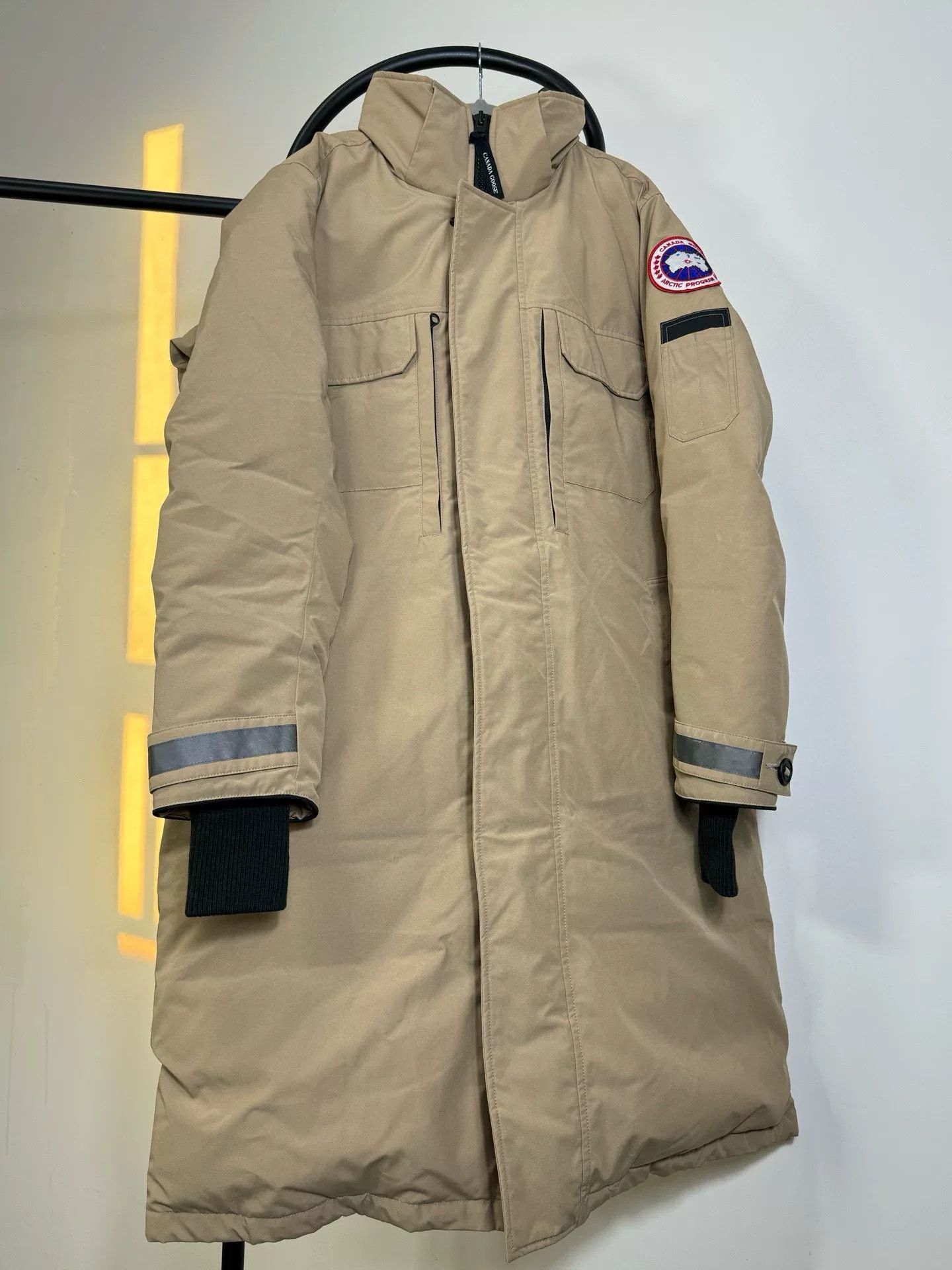 Canada Goose Canada Goose Yellow Heavy Coat L Men Size US L / EU 52-54 / 3 - 1 Thumbnail